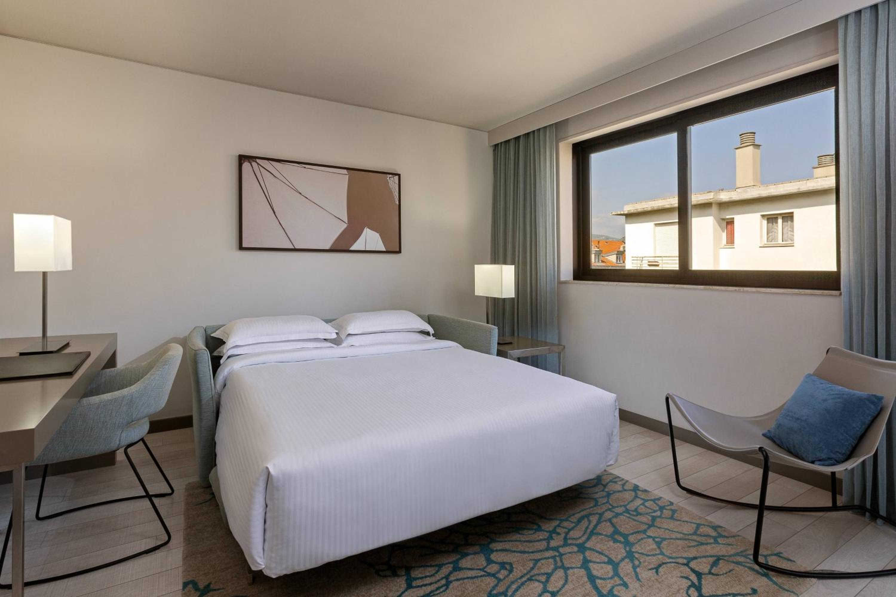 Family Junior Suite with City View