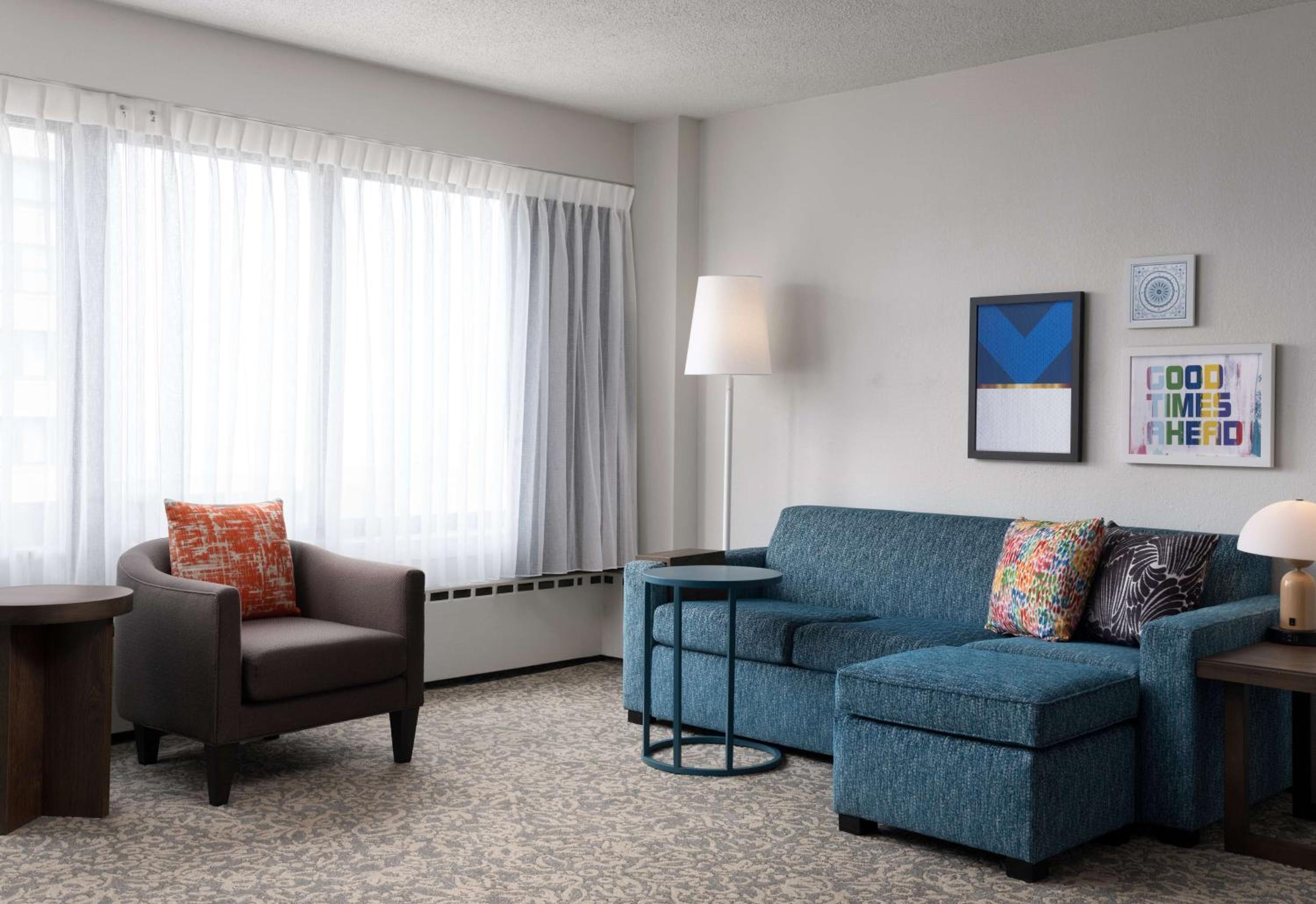 One Bedroom Suite King - Photo 4