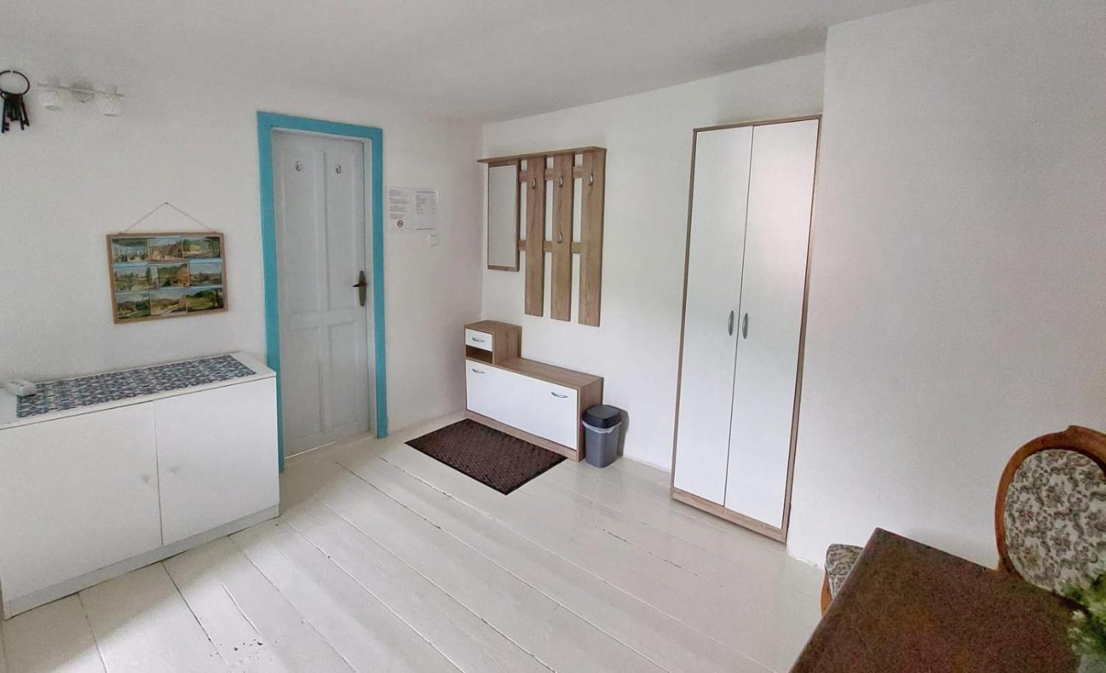 Three-Bedroom Apartment photo 2