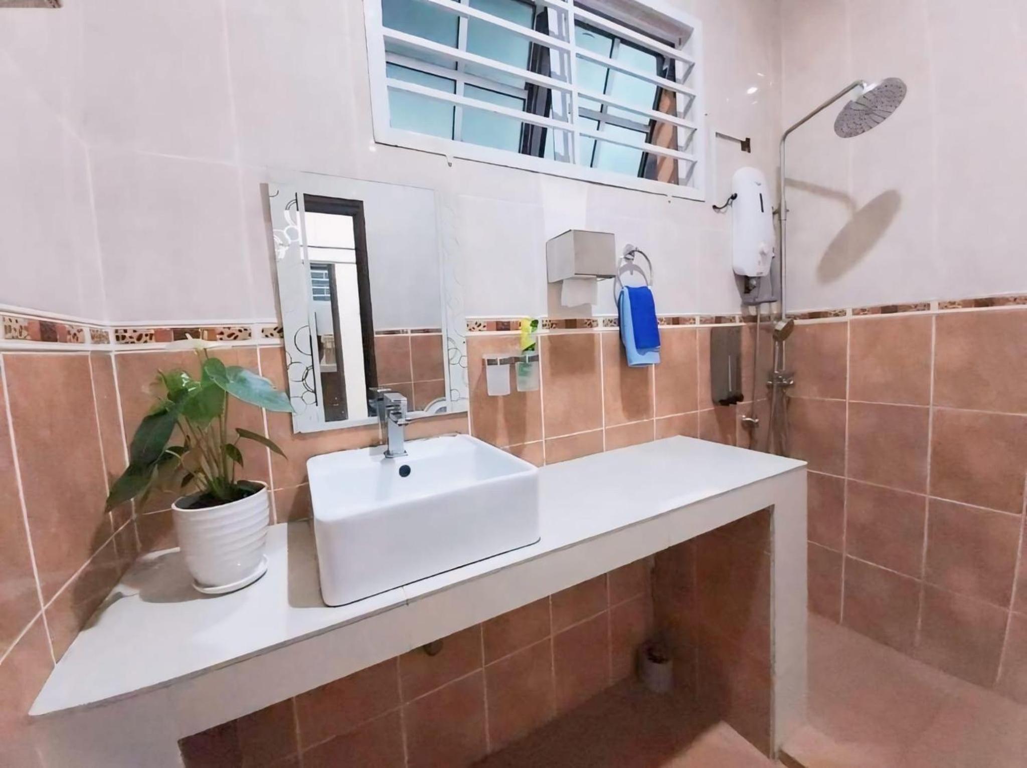 Double Room with Private Bathroom photo 3