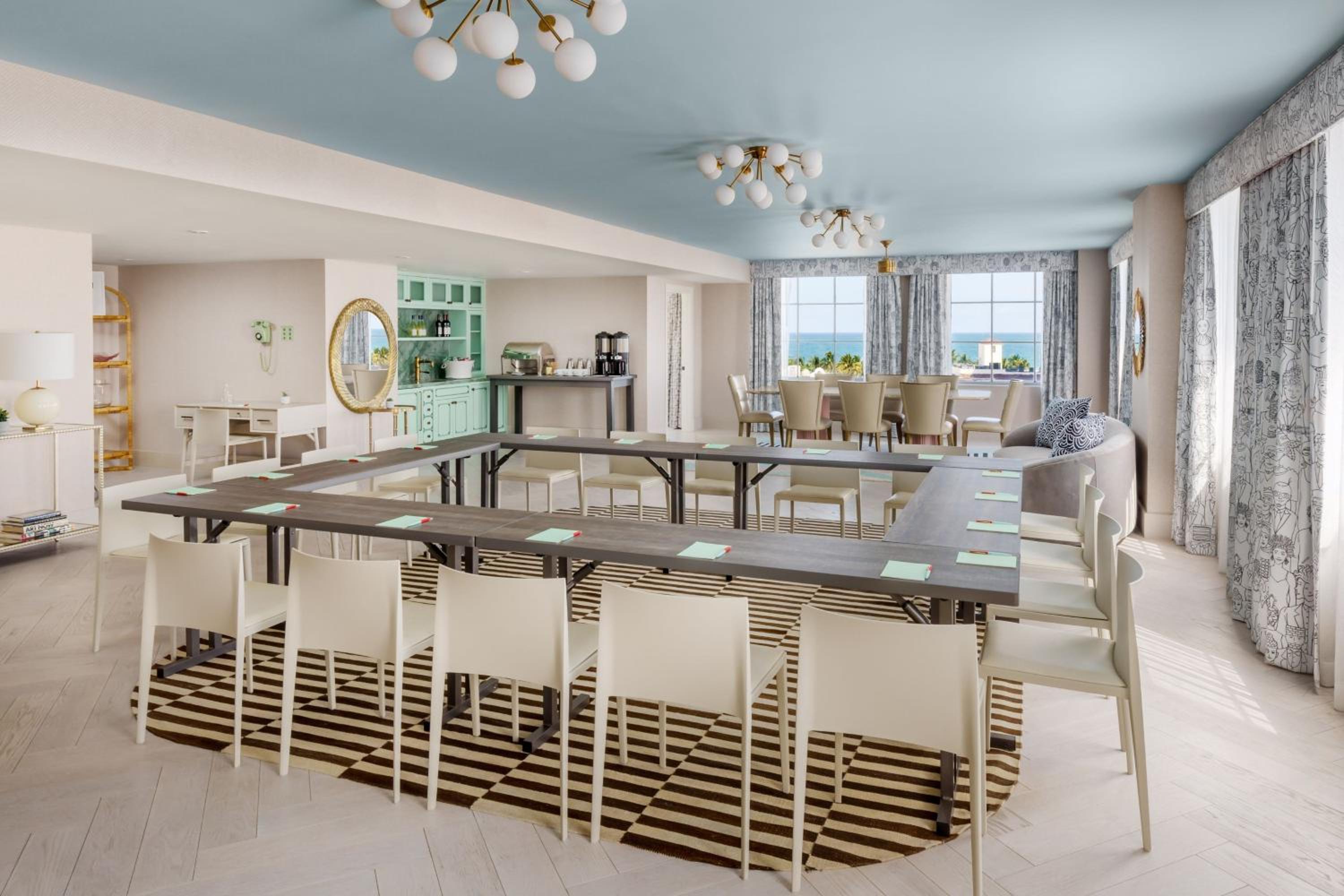 Arigato King Suite with Ocean View - Photo 8