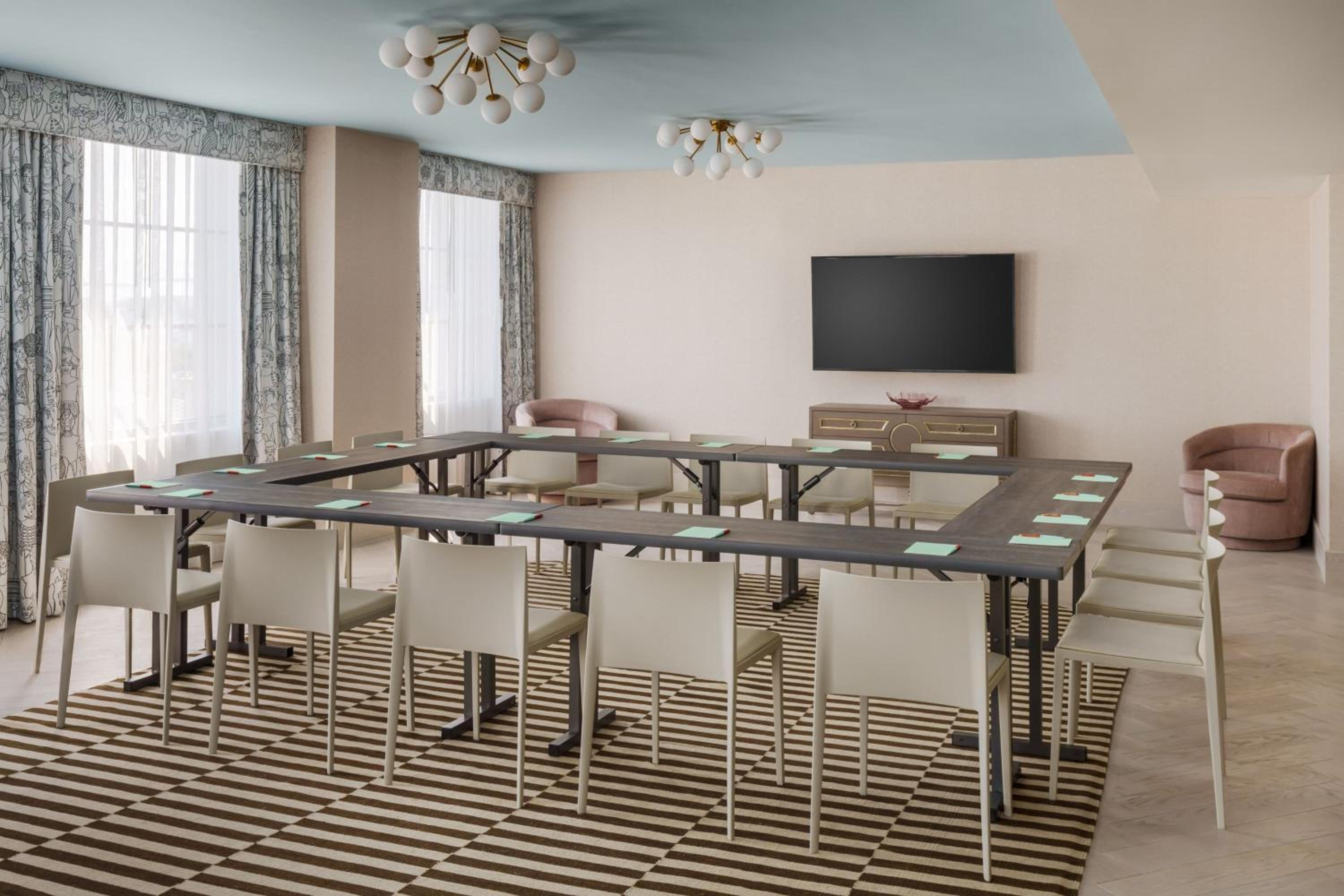 Arigato King Suite with Ocean View - Photo 9