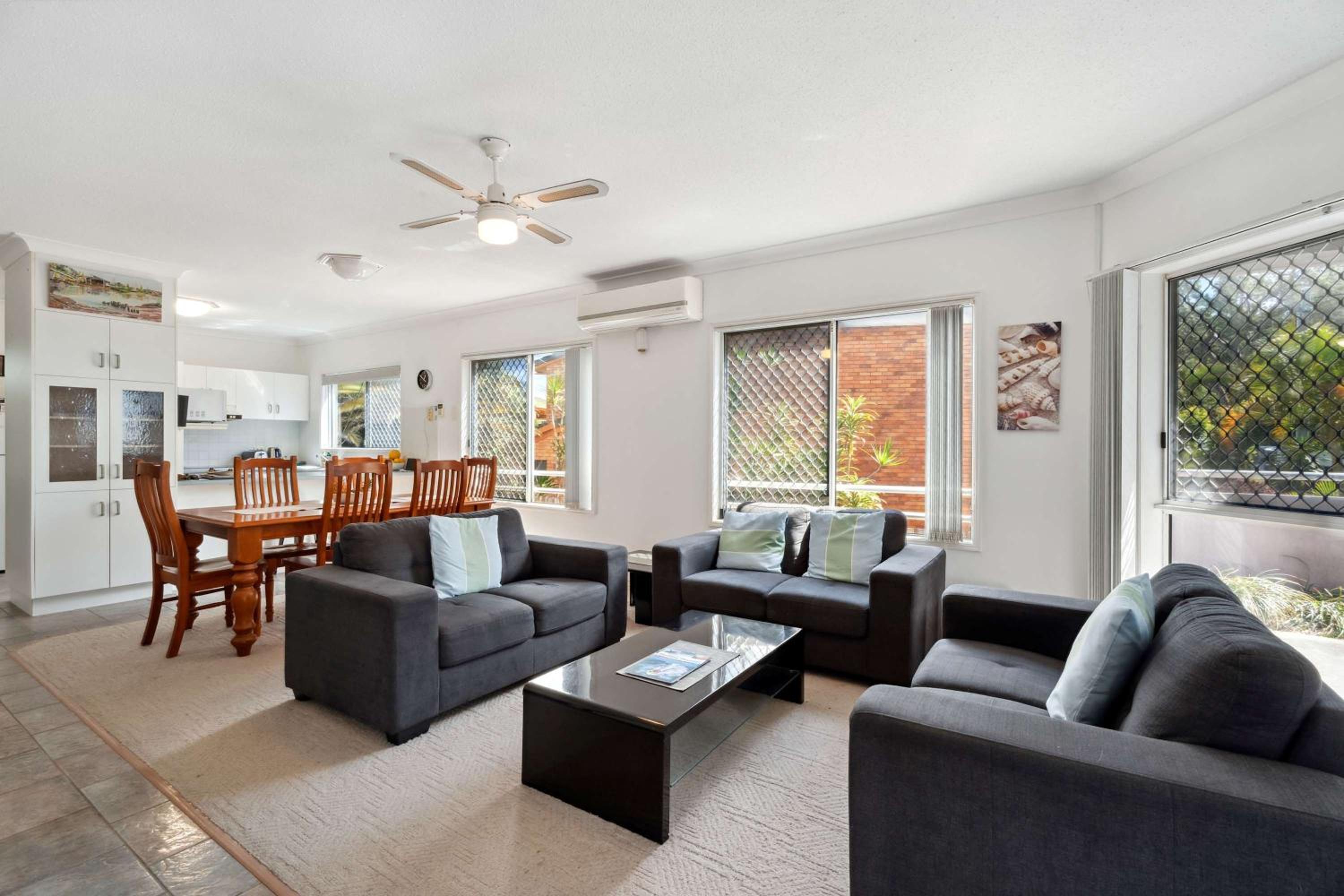 Apartment photo 3
