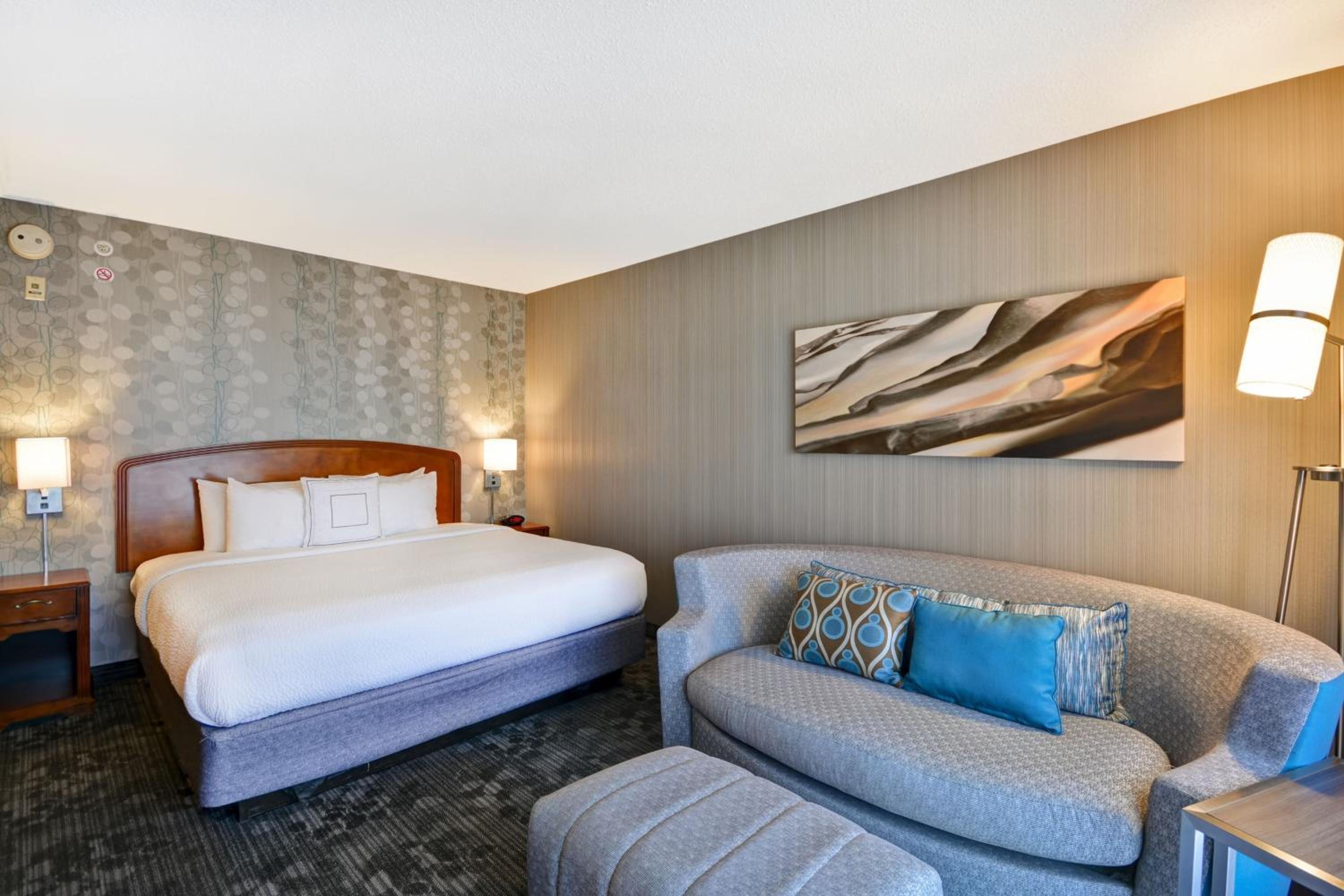 King Room with Sofa Bed