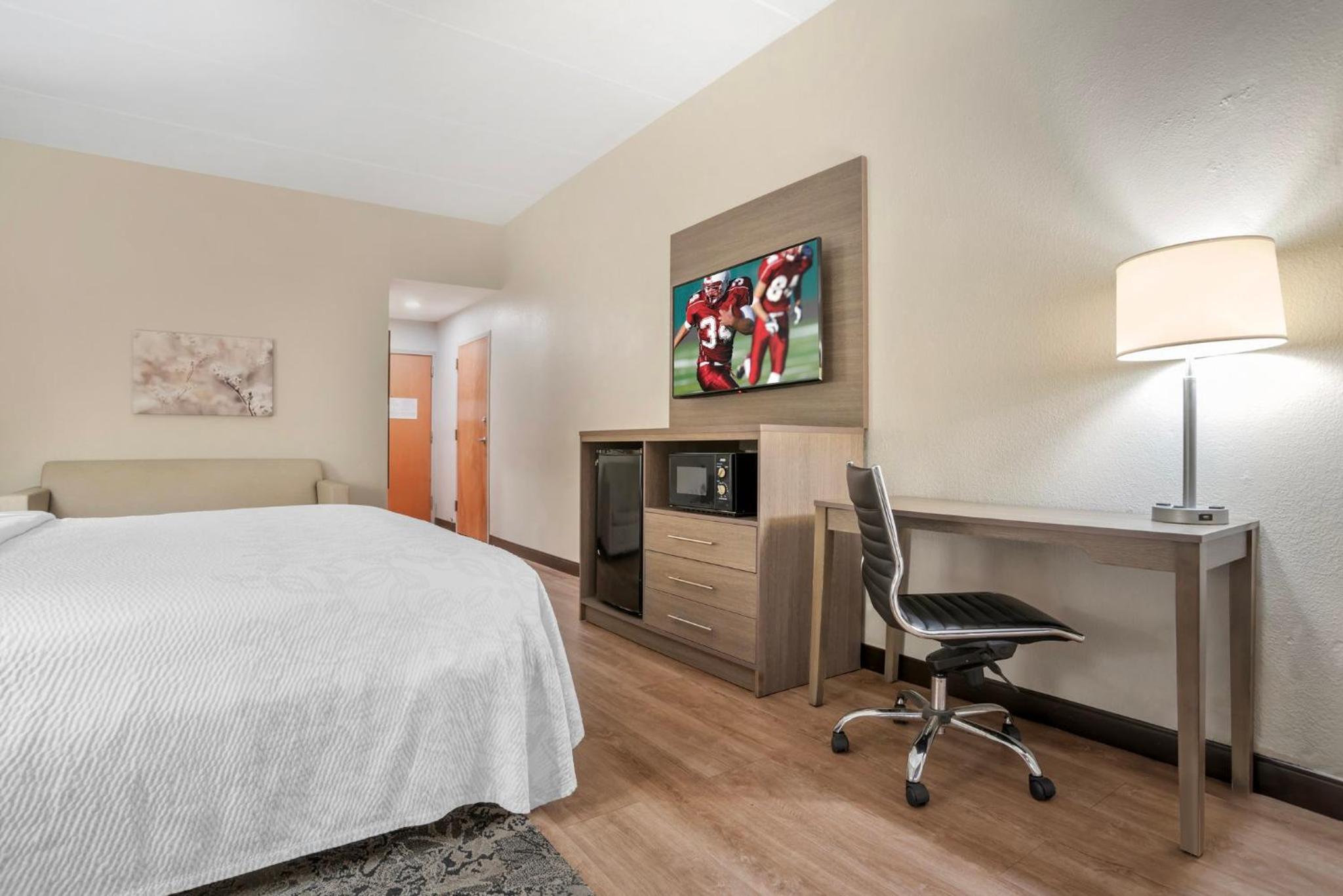 Suite King Room Smoke Free - Photo 1