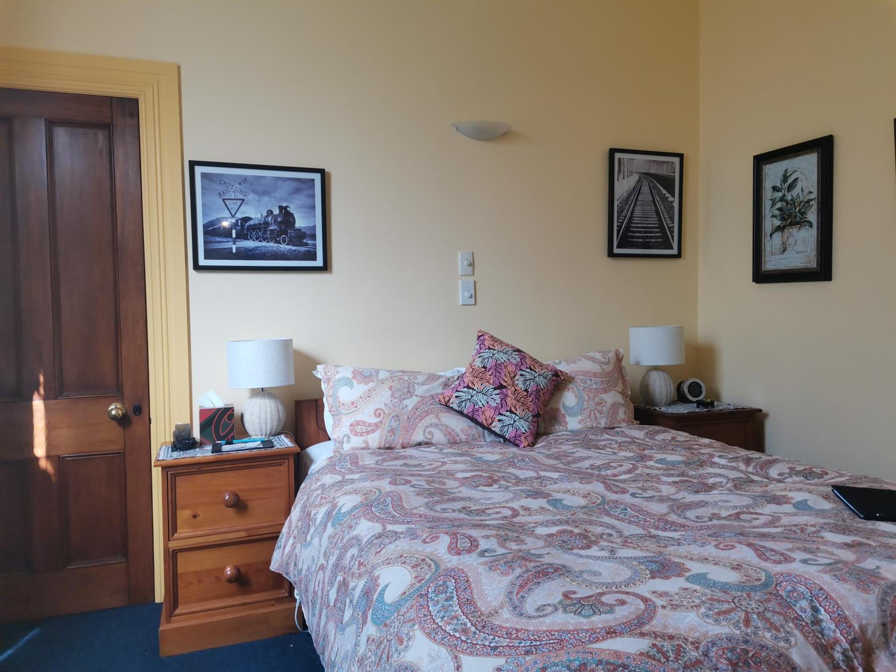 Villa with Queen Bed thumbnail 5