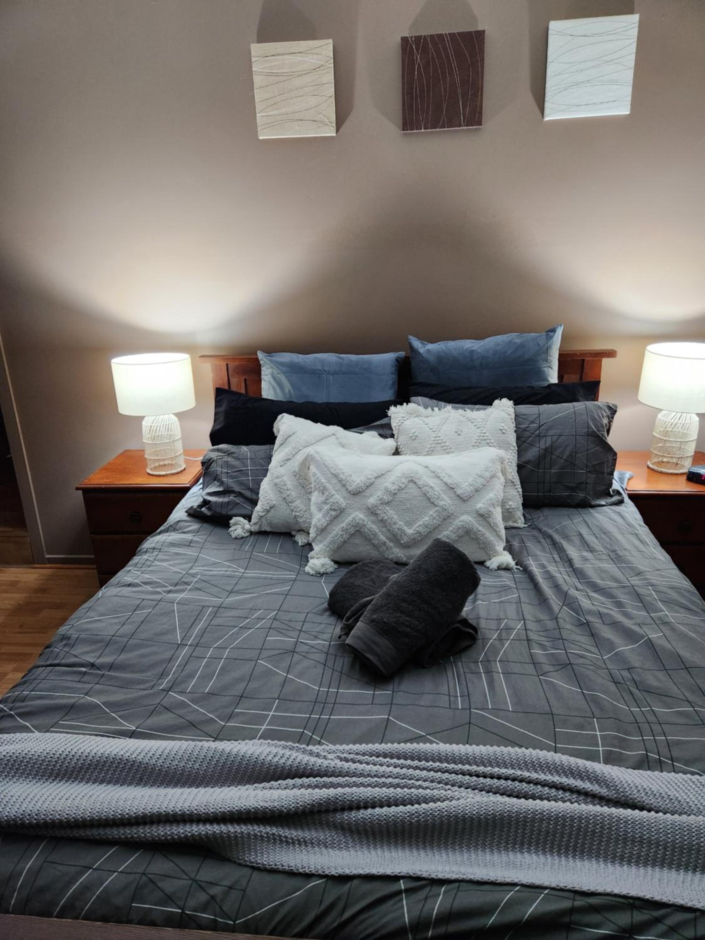 Four-Bedroom House photo 1