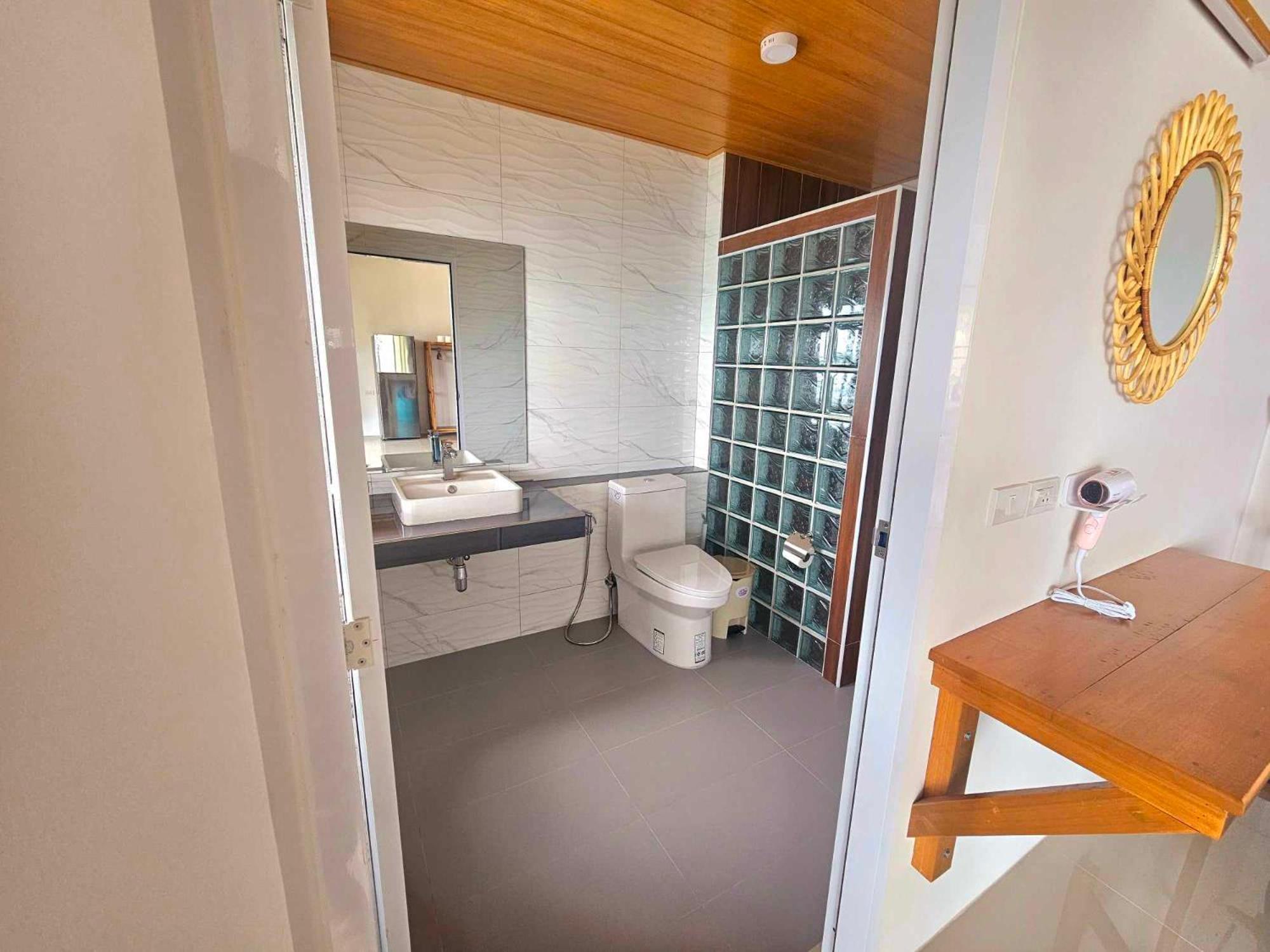 Premier Quadruple Room with Sea View photo 3
