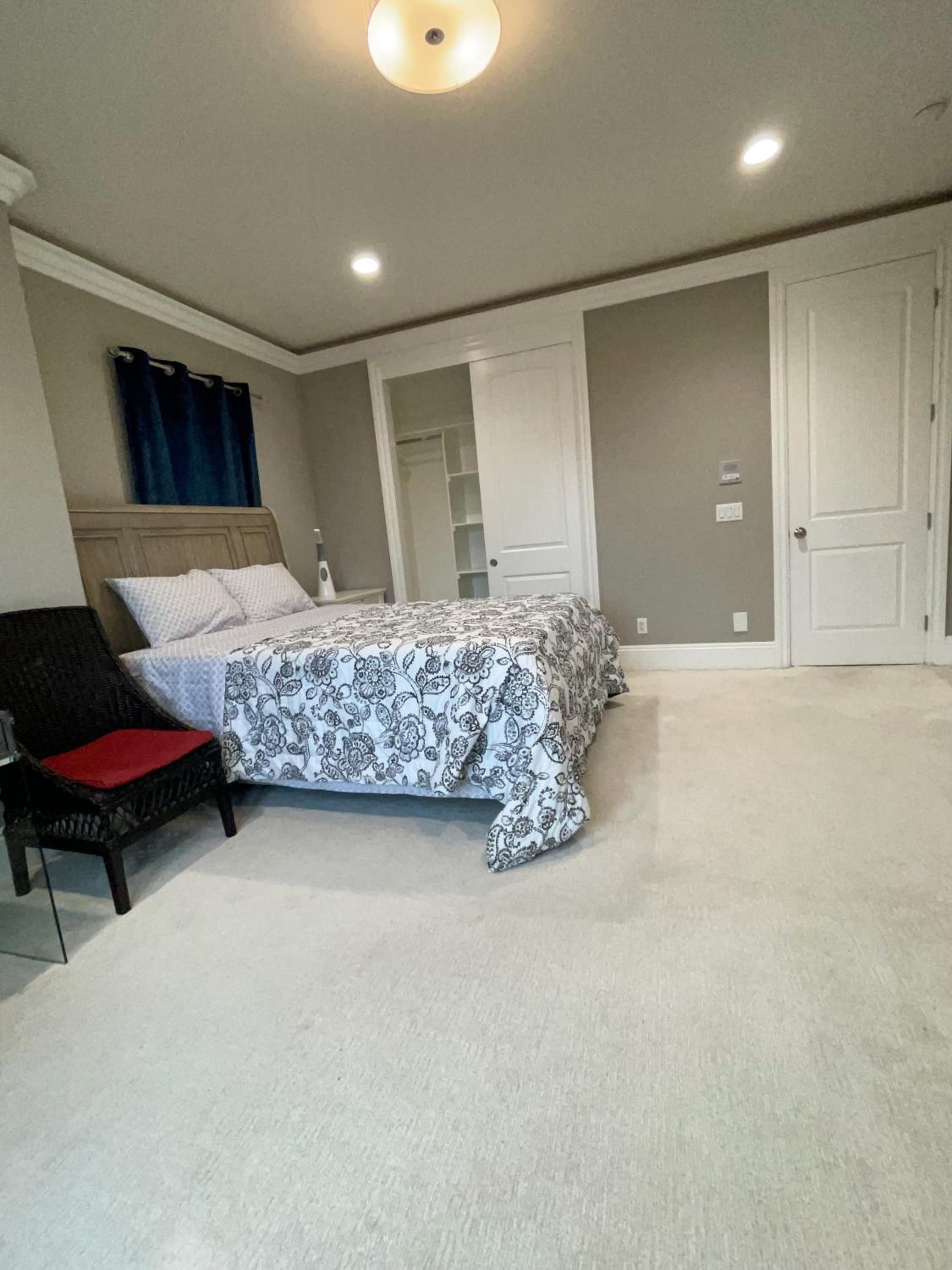 Double Room With Private Bathroom