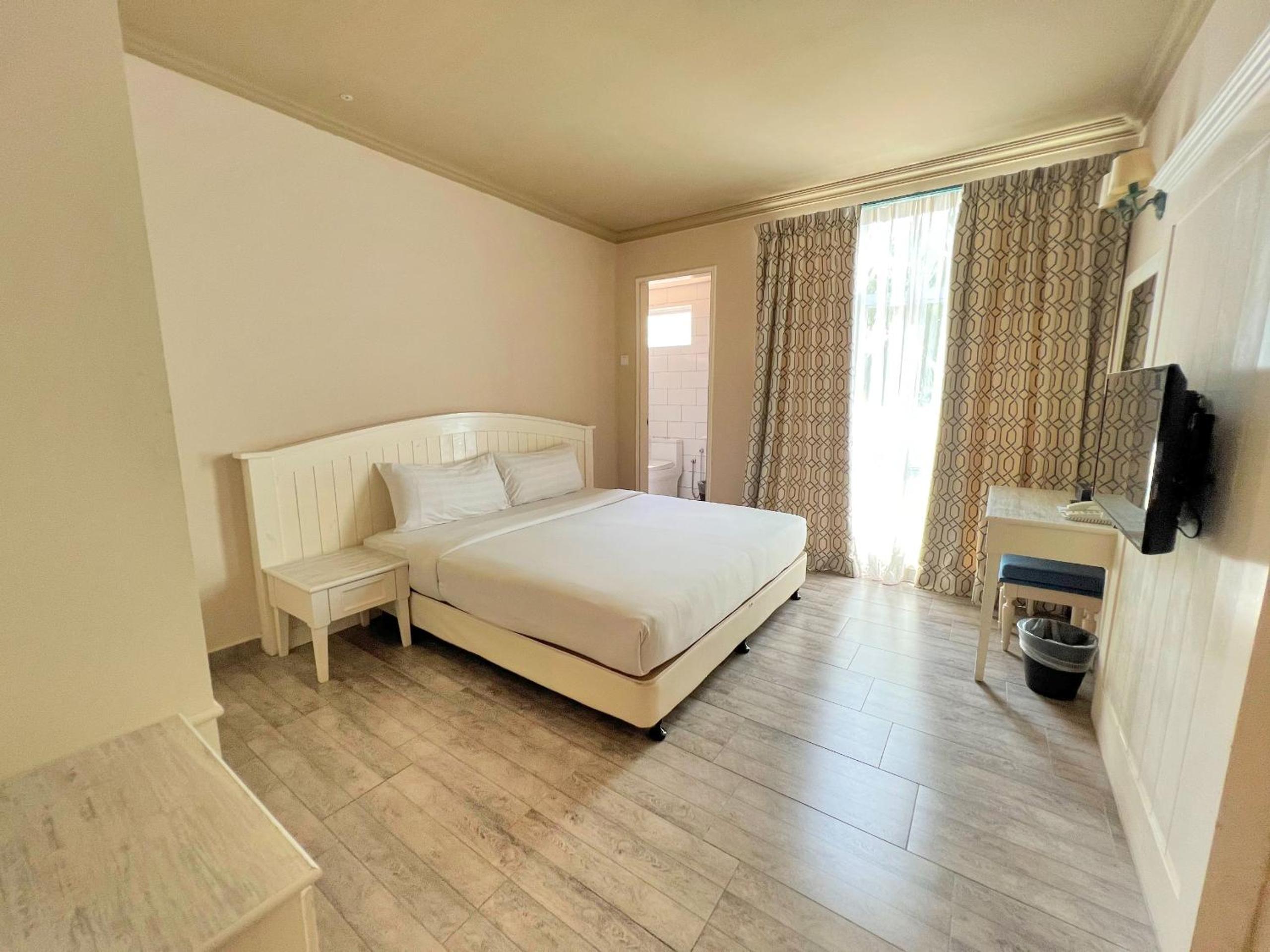 2 Rooms Villa