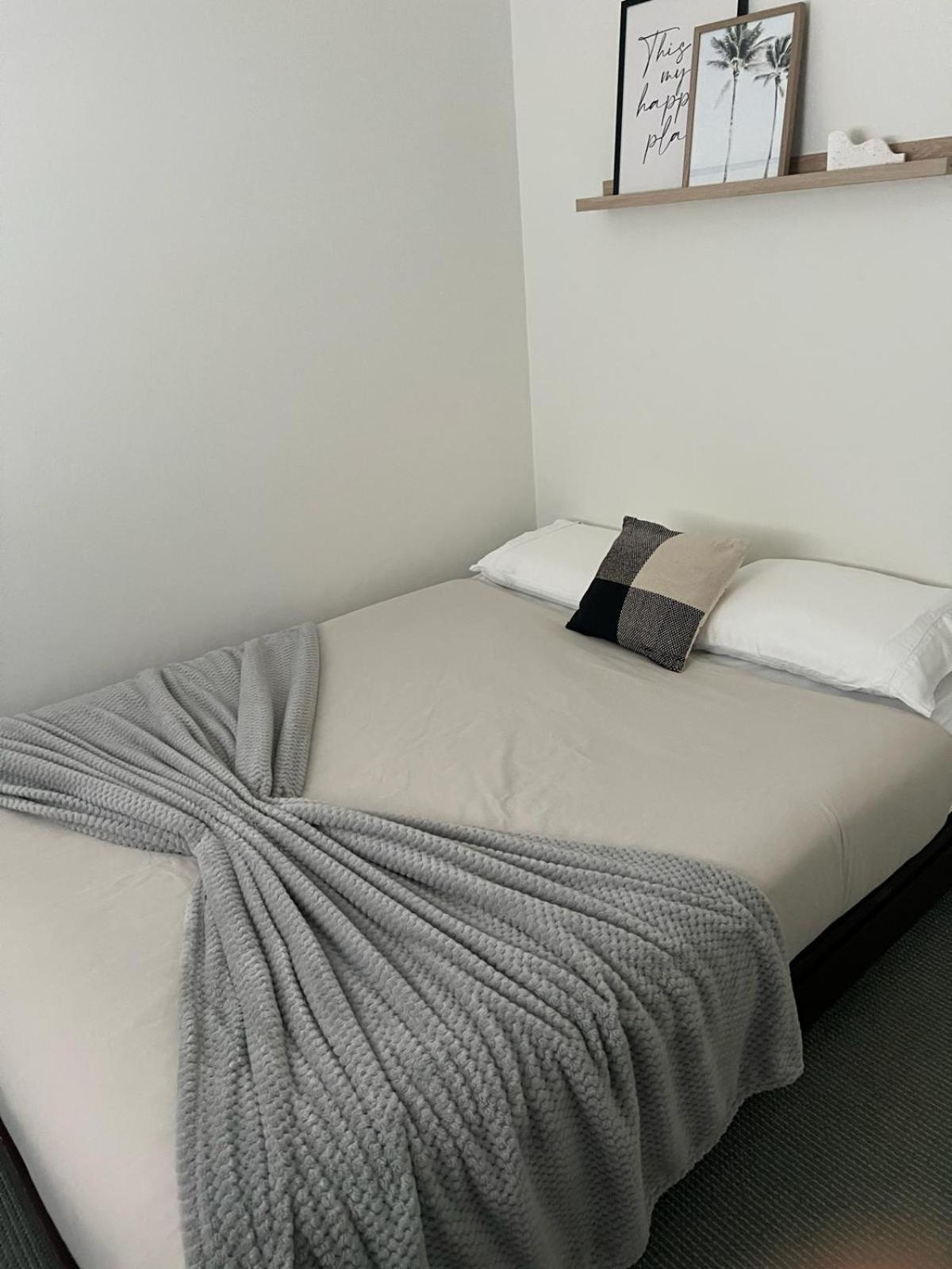 Three-Bedroom Apartment photo 1