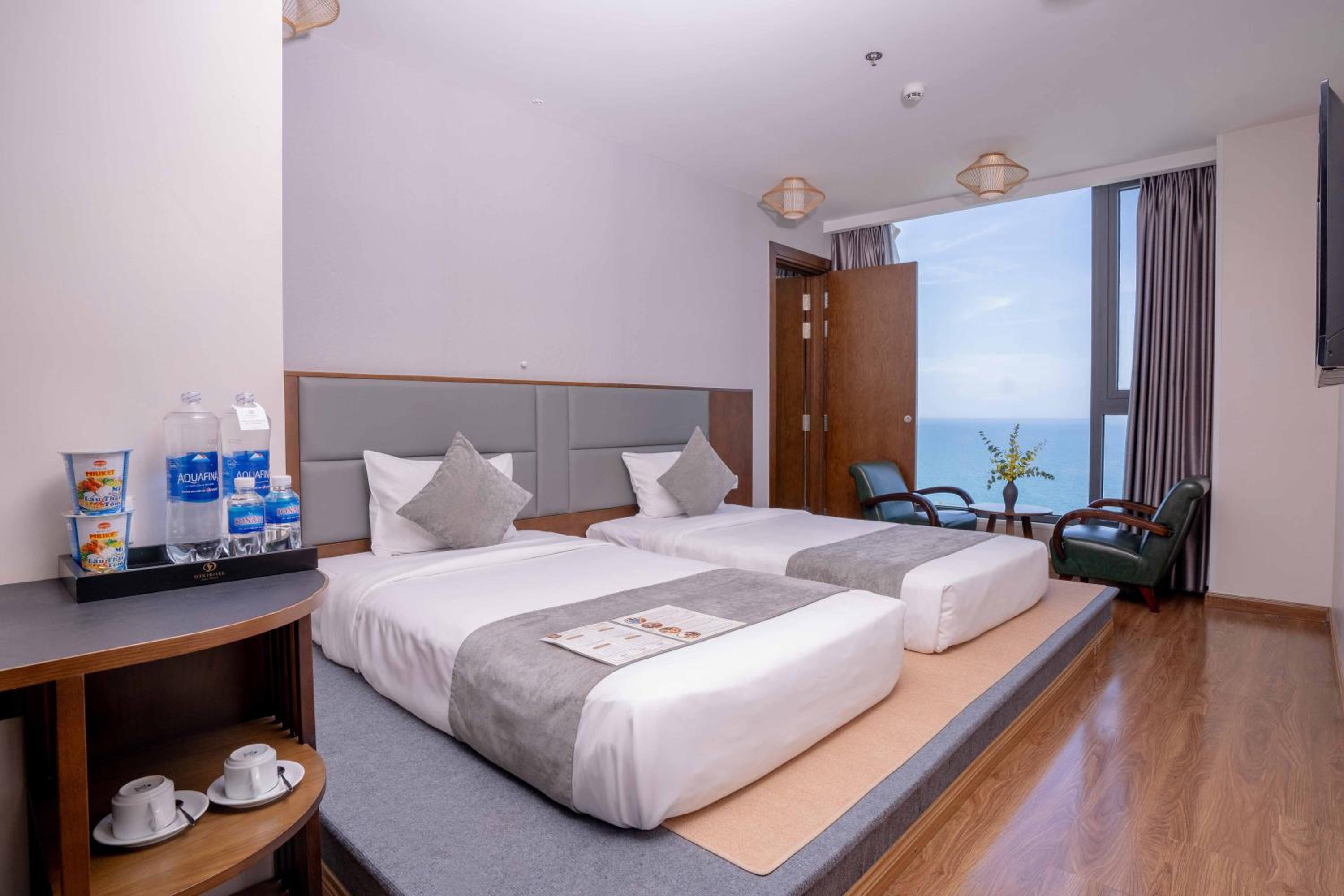 Deluxe Family with Sea View