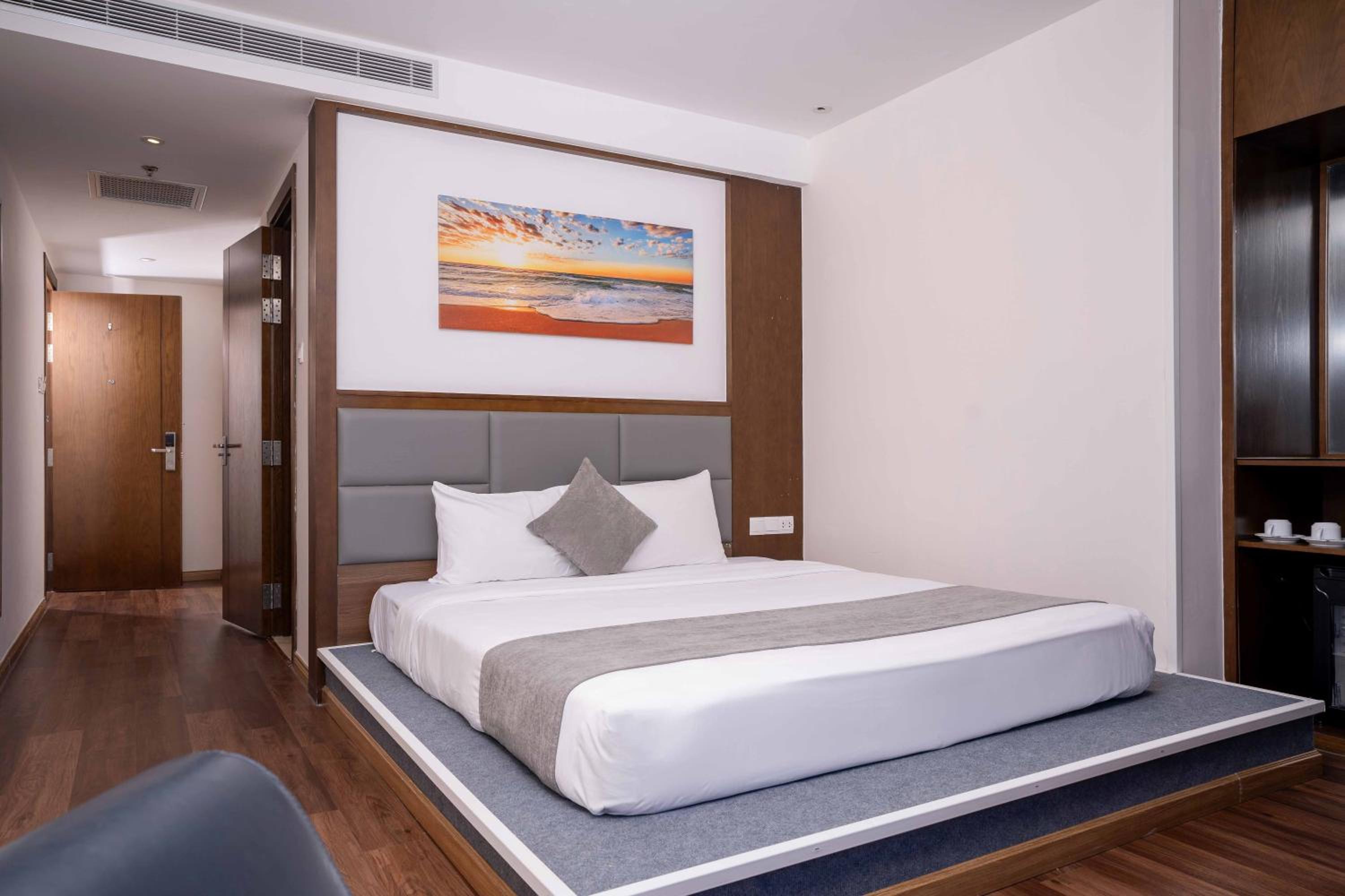 Deluxe Double or Twin Room with Sea View - Photo 2
