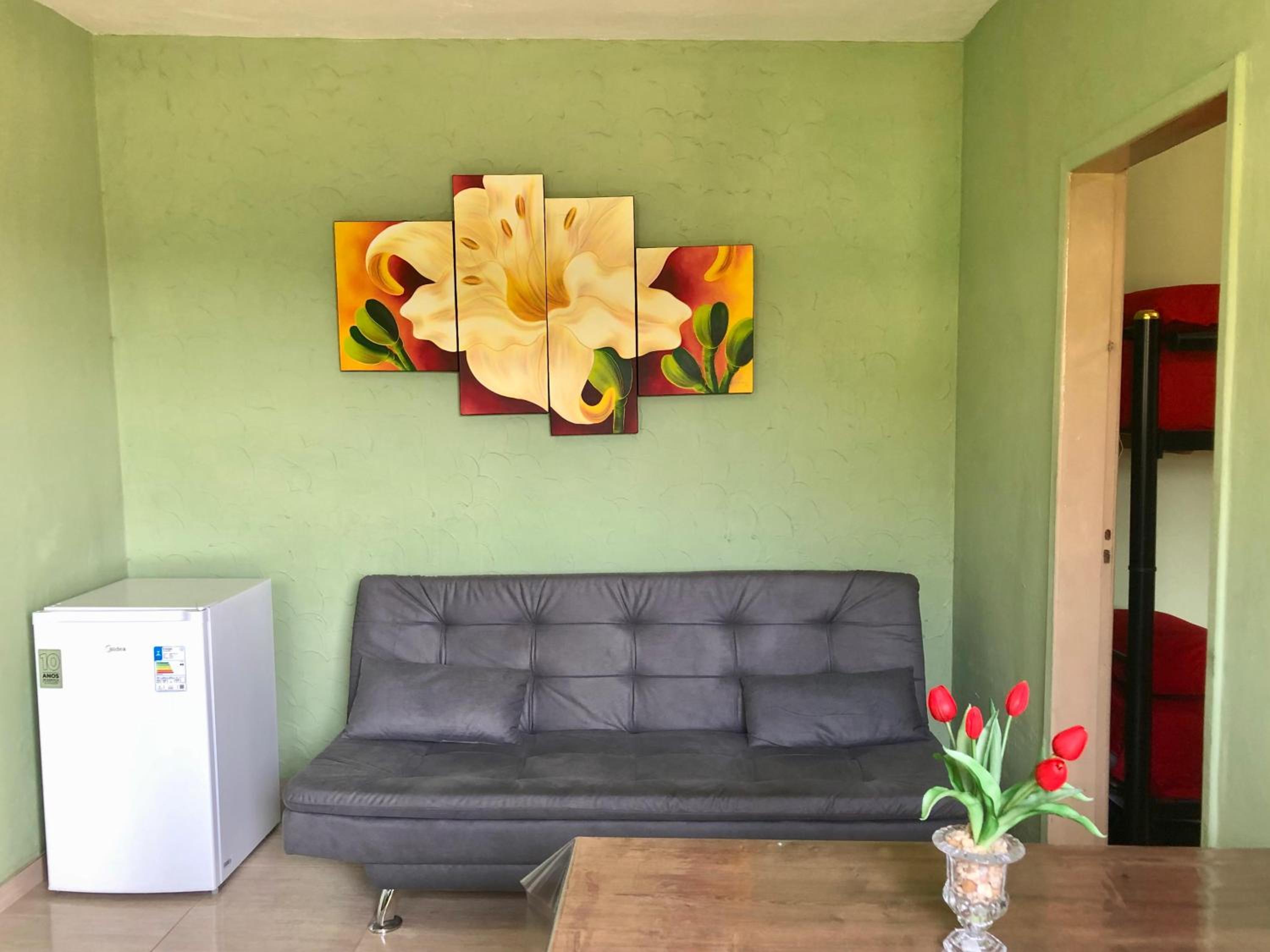 One-Bedroom House photo 1
