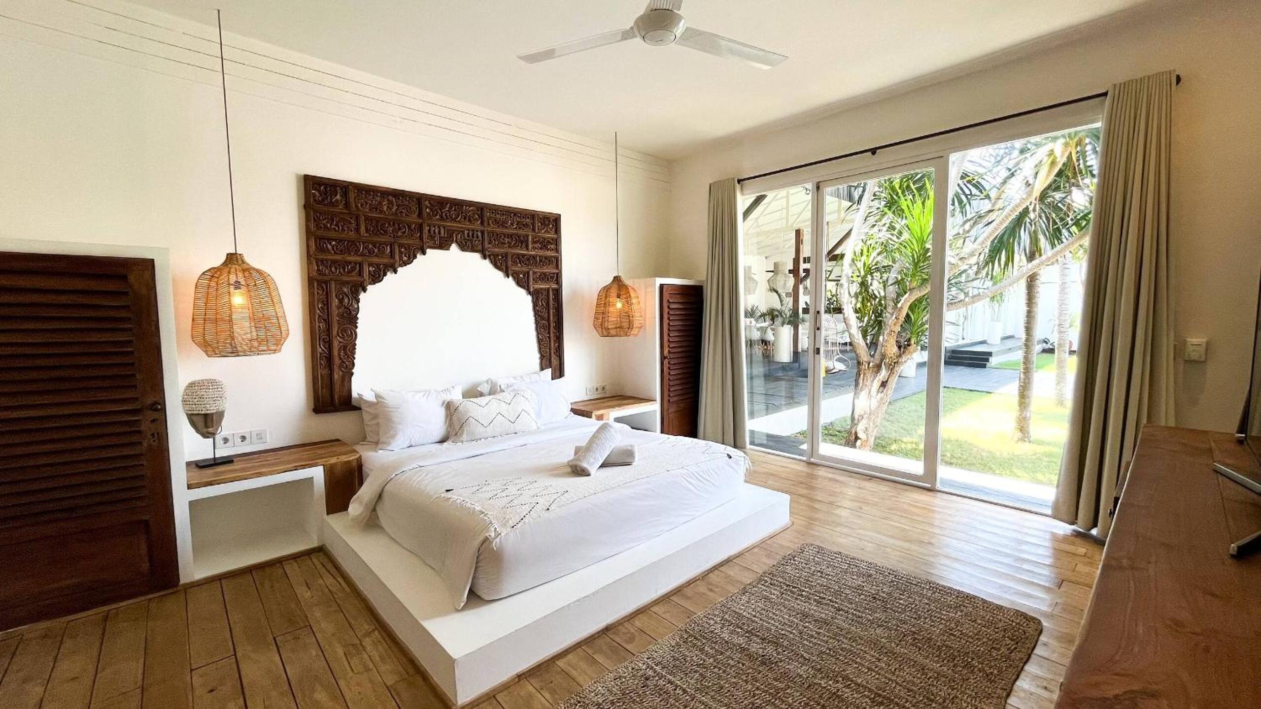 Villa with Private Pool photo 1