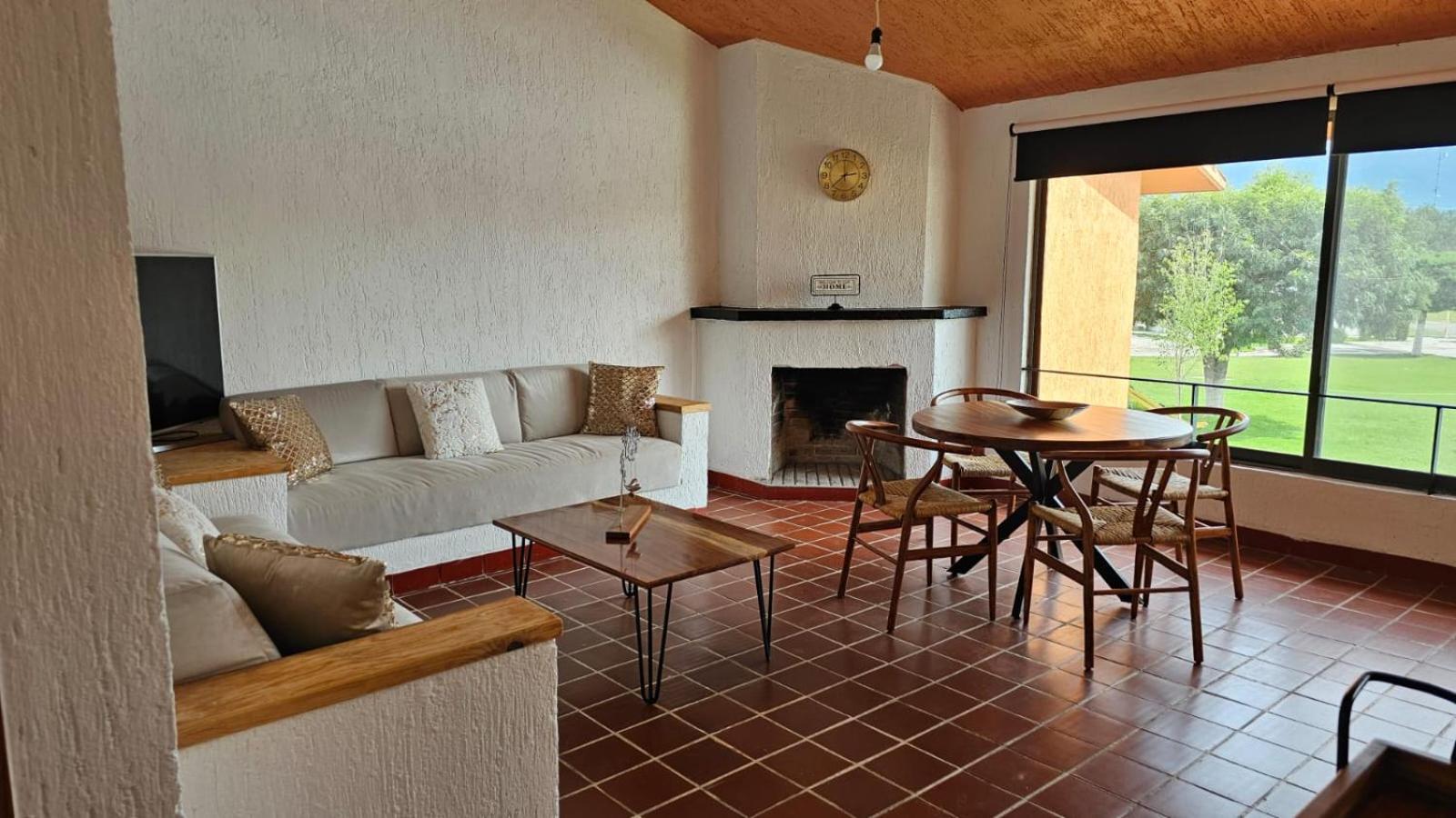 Apartment - Photo 27