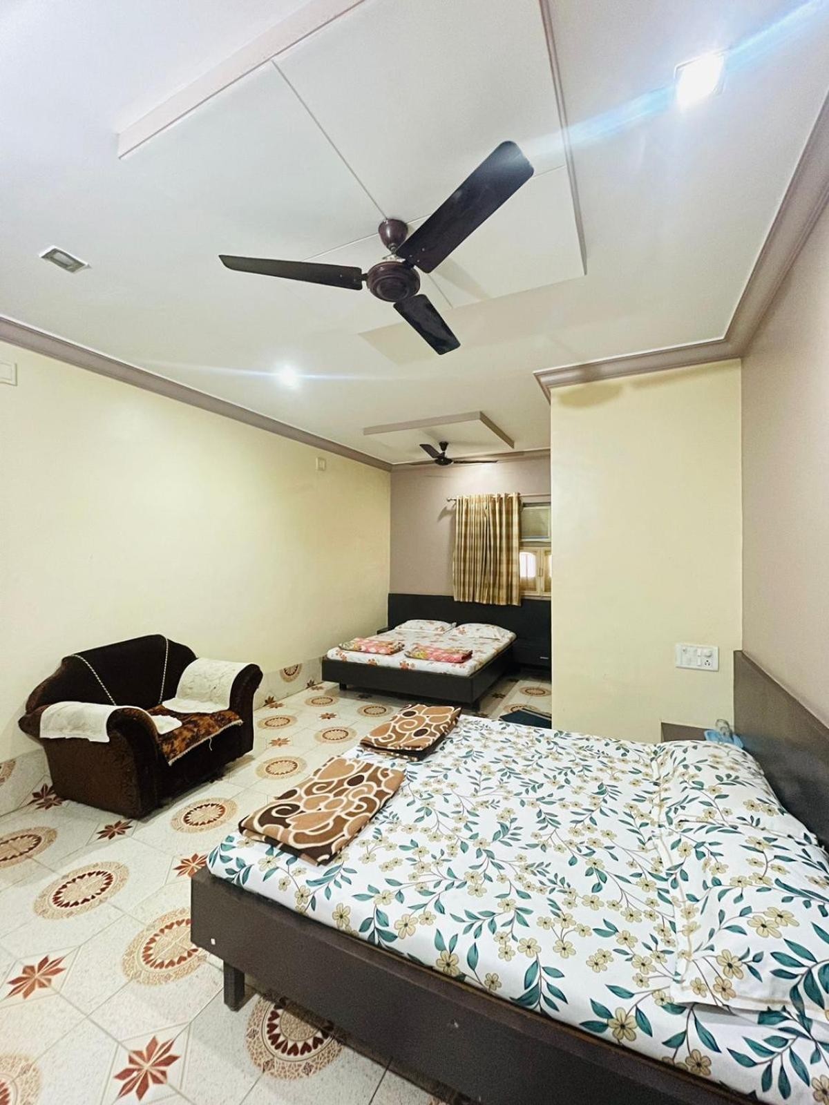 Basic Triple Room