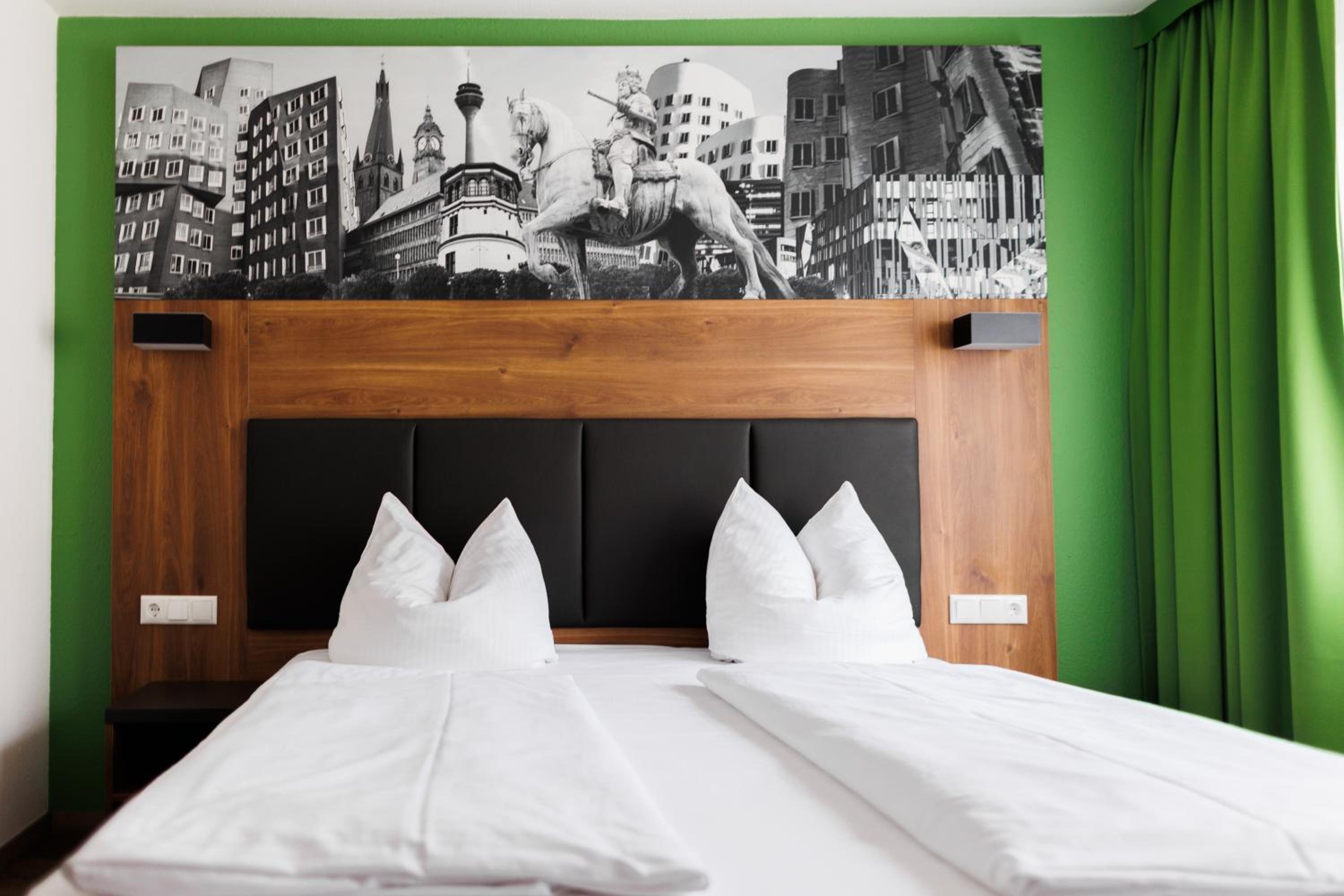 Deluxe Double Room - Photo 1