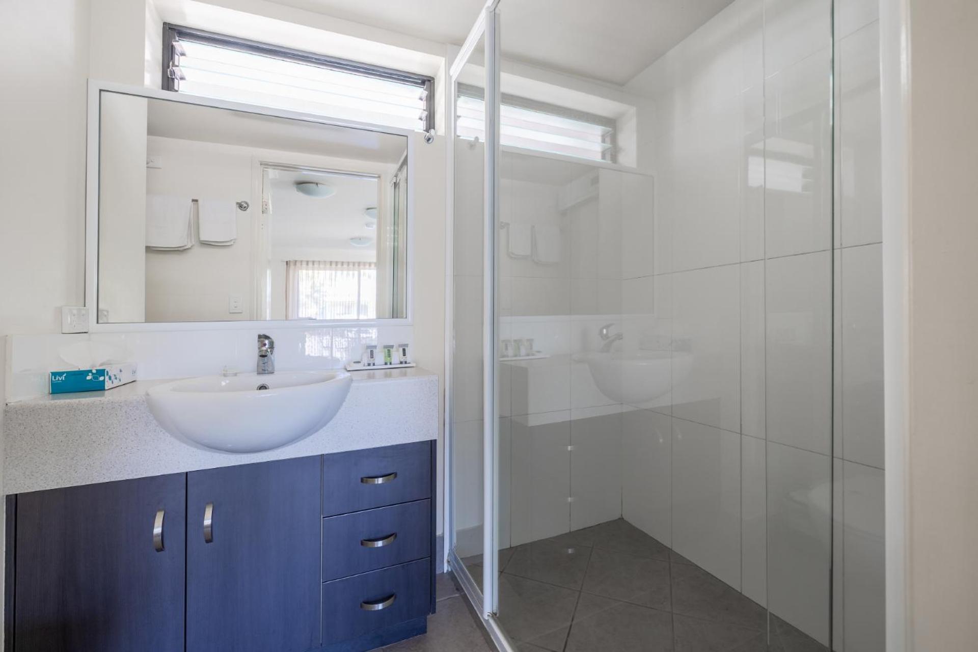 Double or Twin Room with Balcony photo 3