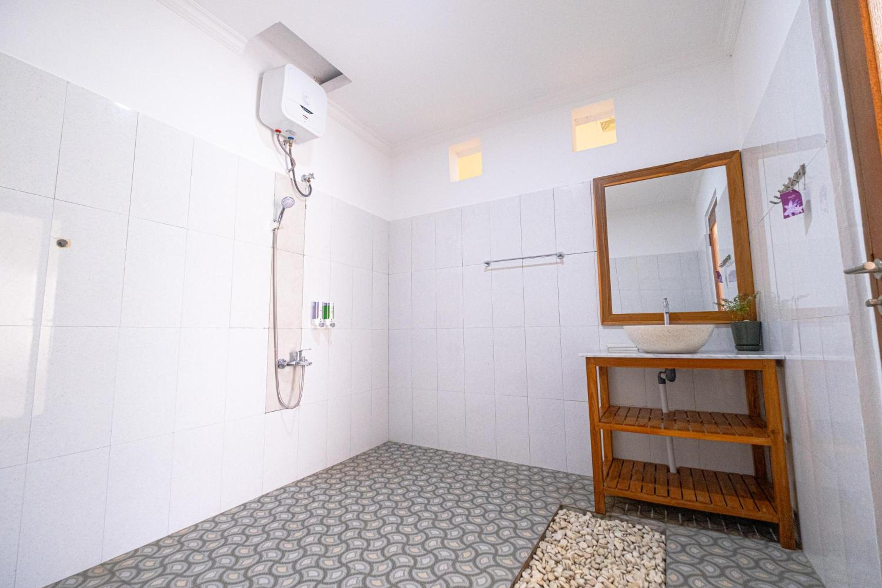 Deluxe Double or Twin Room - Photo 4