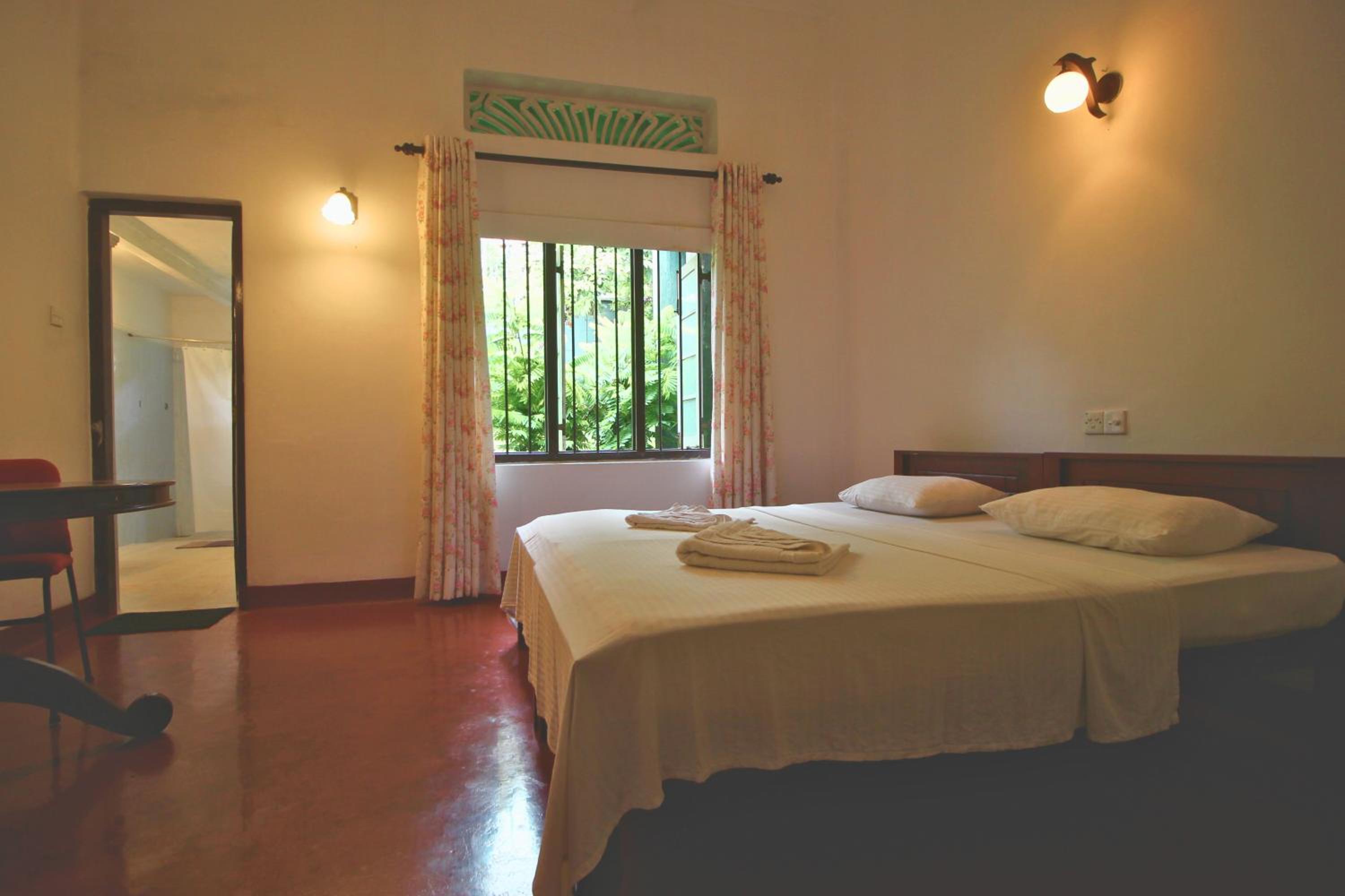 Standard Double Room with Fan photo 1