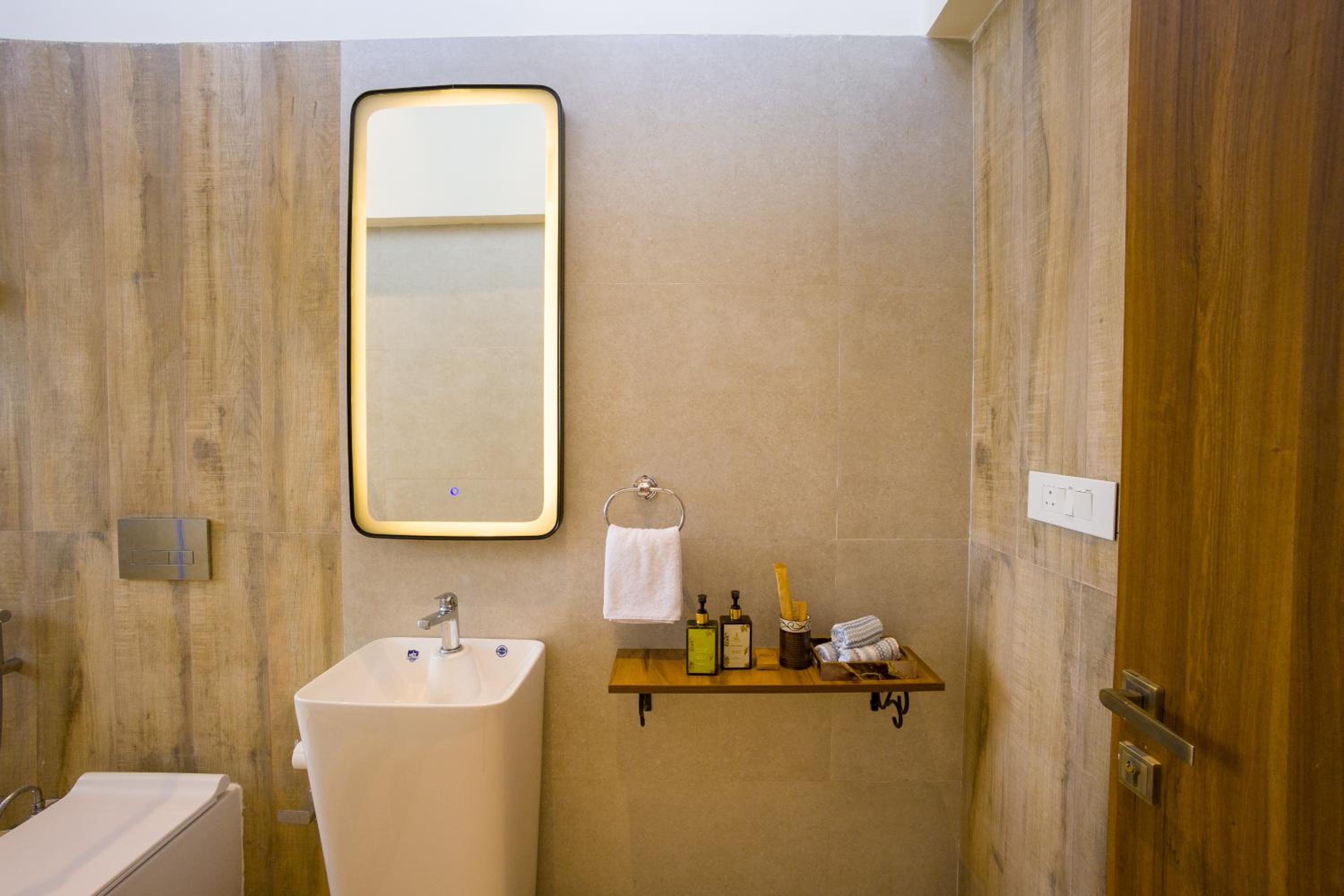 Villa photo 2