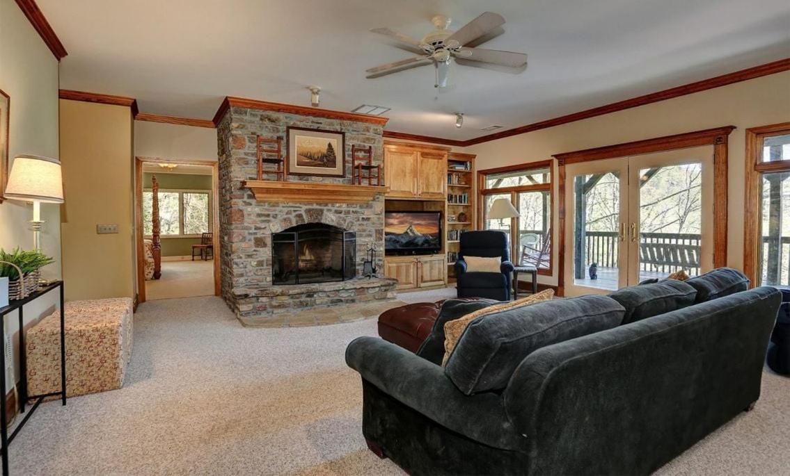 Four-Bedroom House photo 1