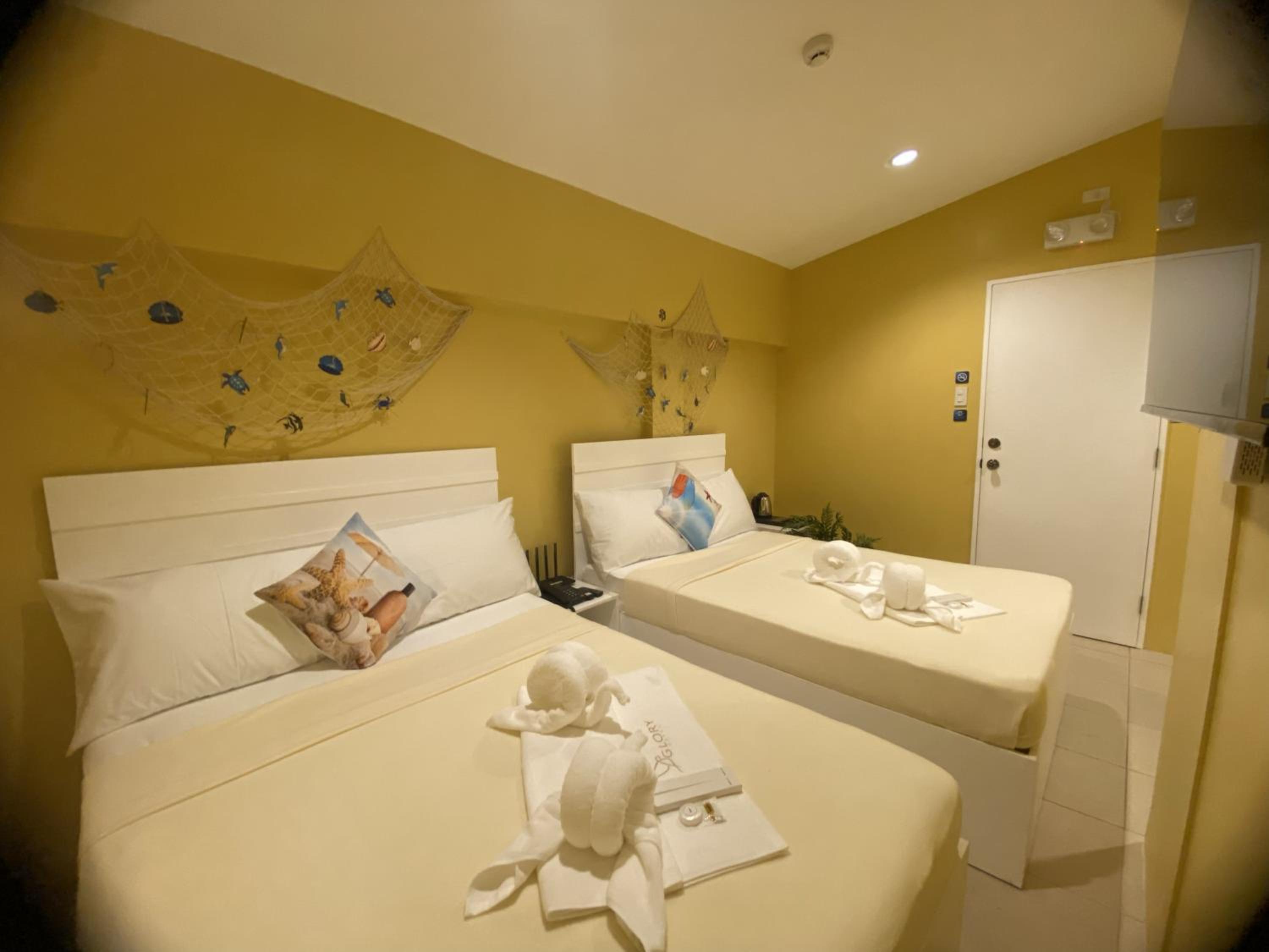 Quadruple Room - Photo 6