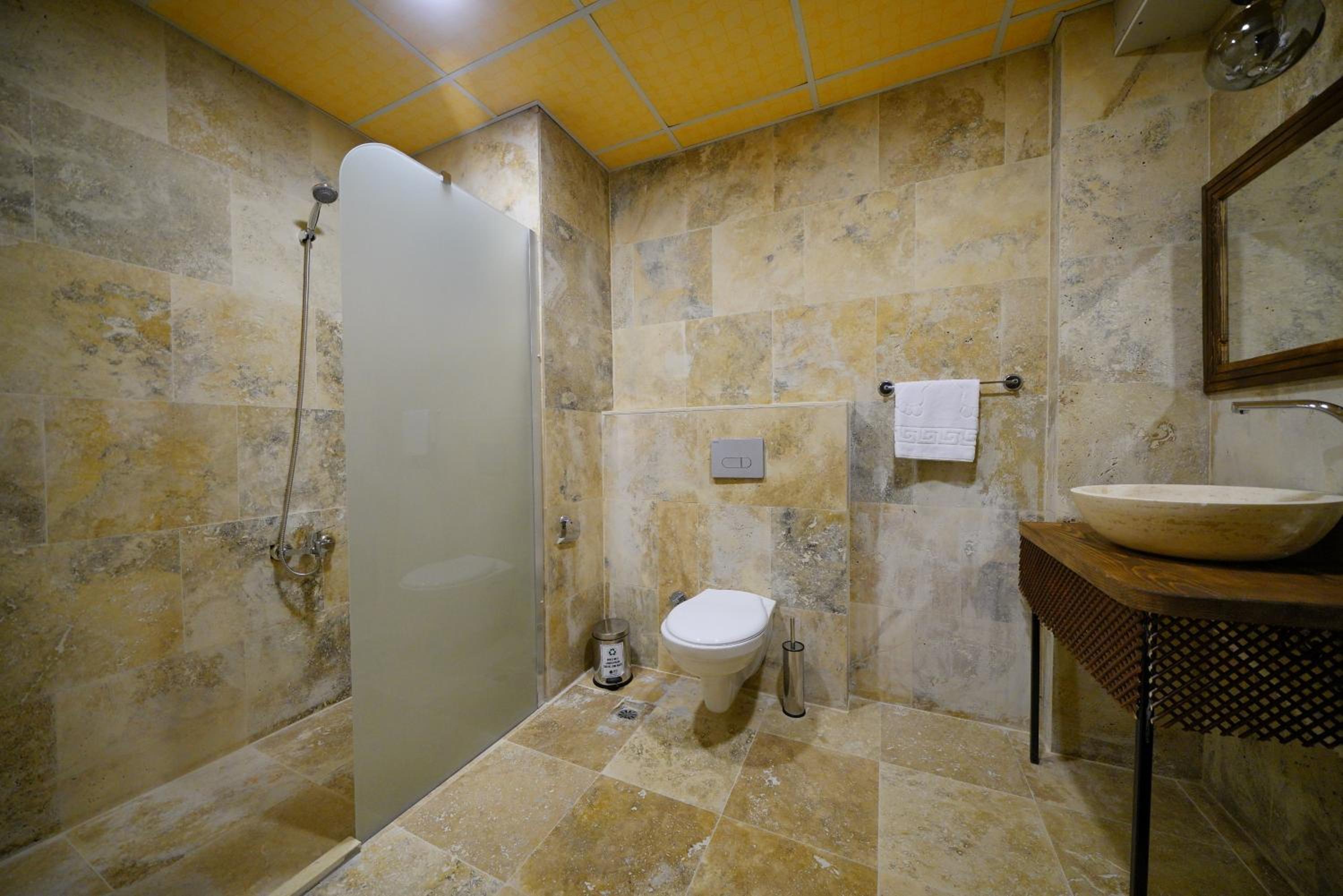 Budget Double Room photo 2