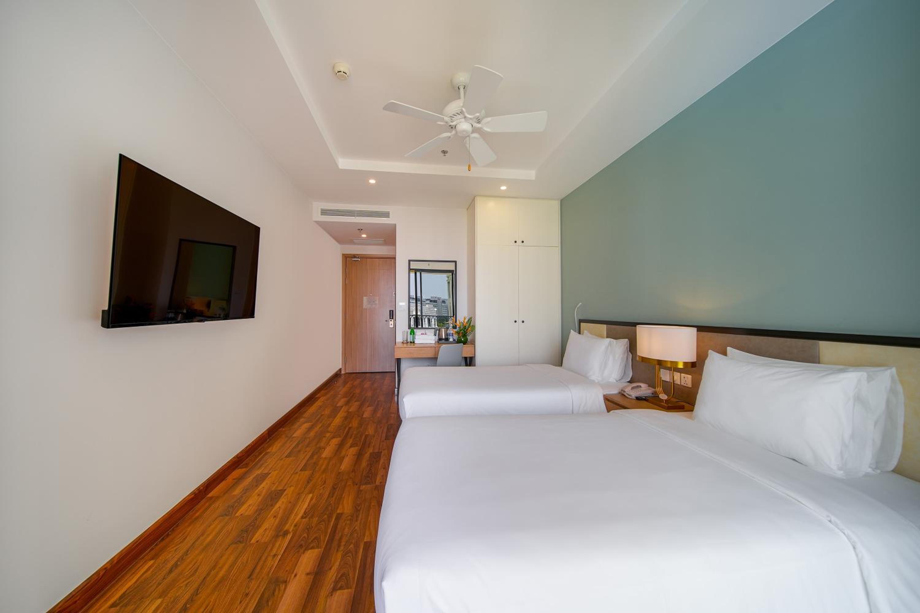Superior Twin Room  photo 3