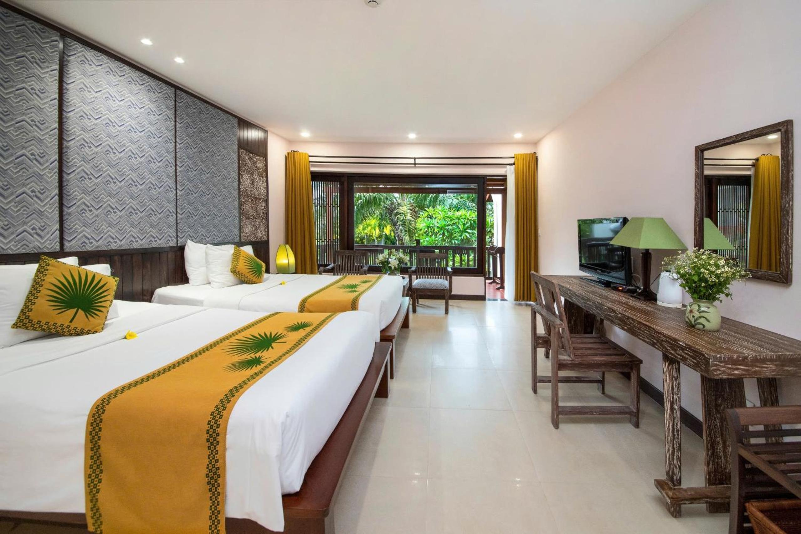 Deluxe Double Room with Garden View - Photo 6