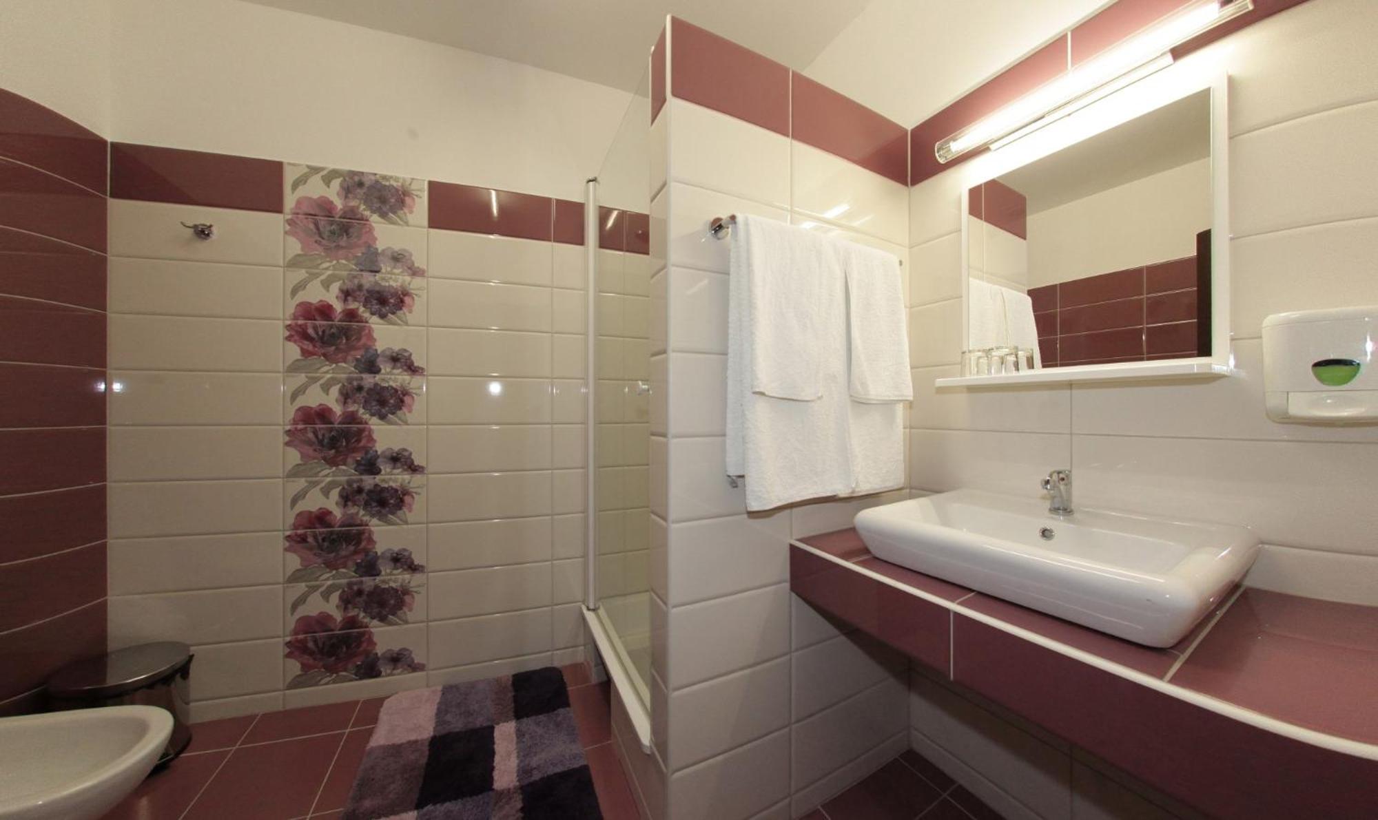 Double Room with Whirlpool photo 3