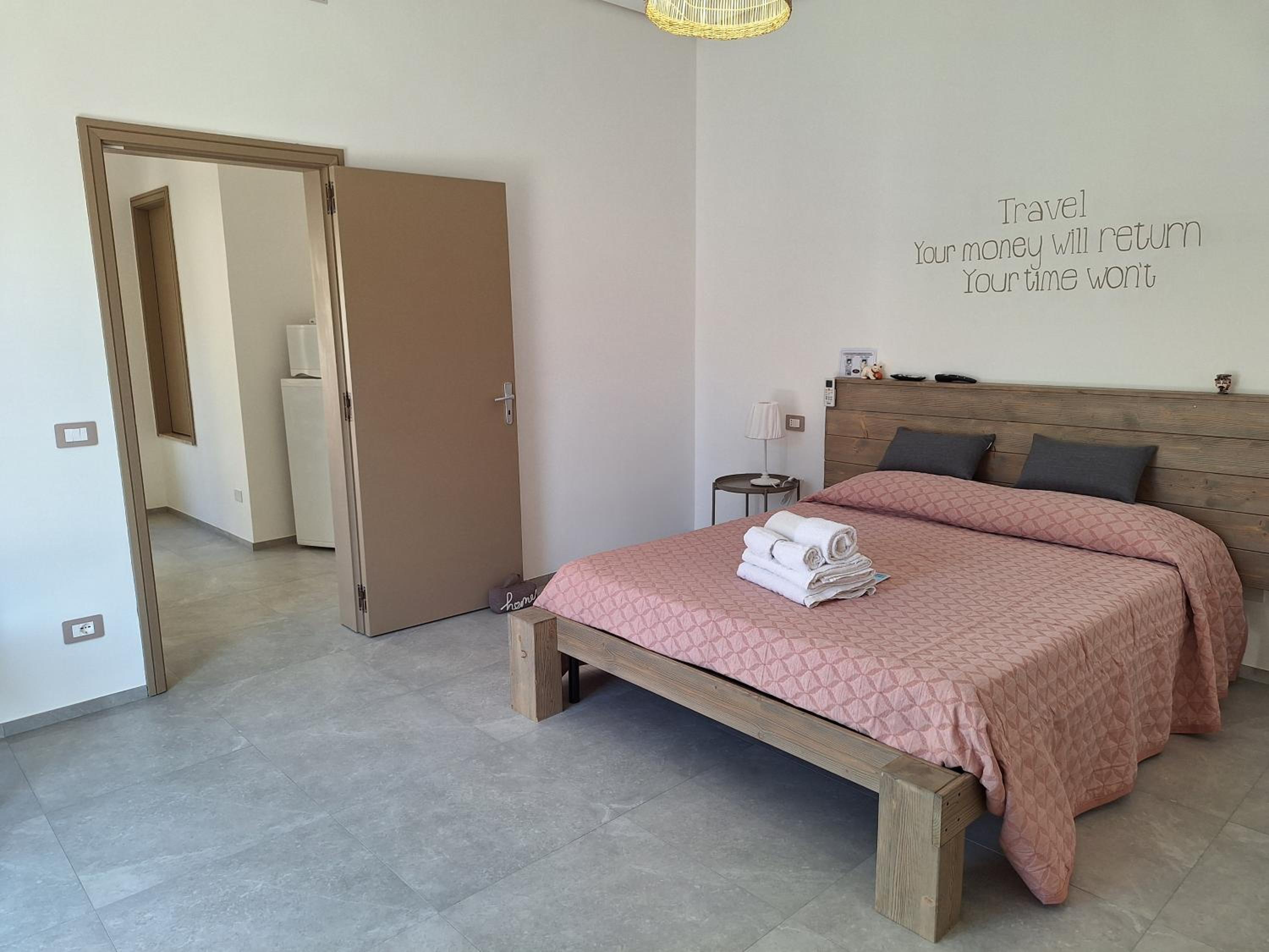 Superior One-Bedroom Apartment with Balcony photo 1