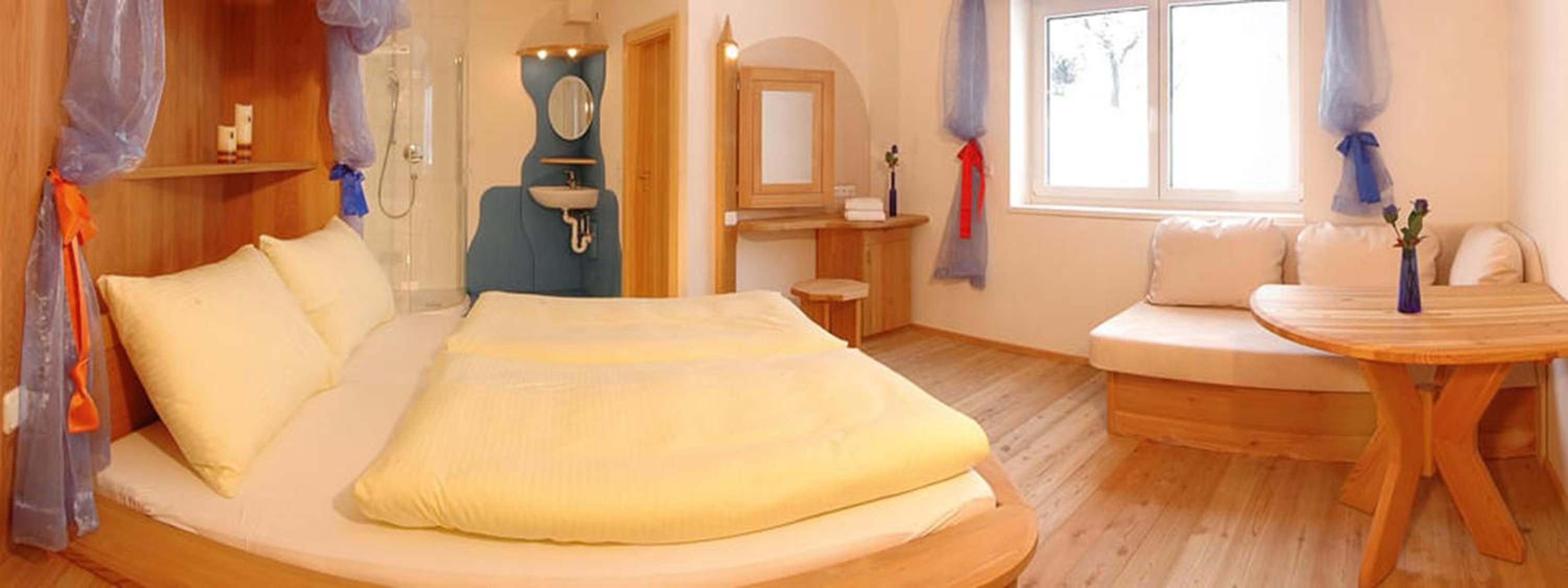 Double Room - Photo 3