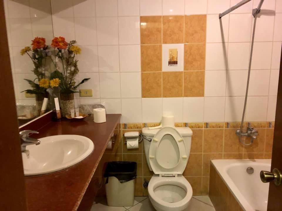 Deluxe Double or Twin Room with Balcony photo 2