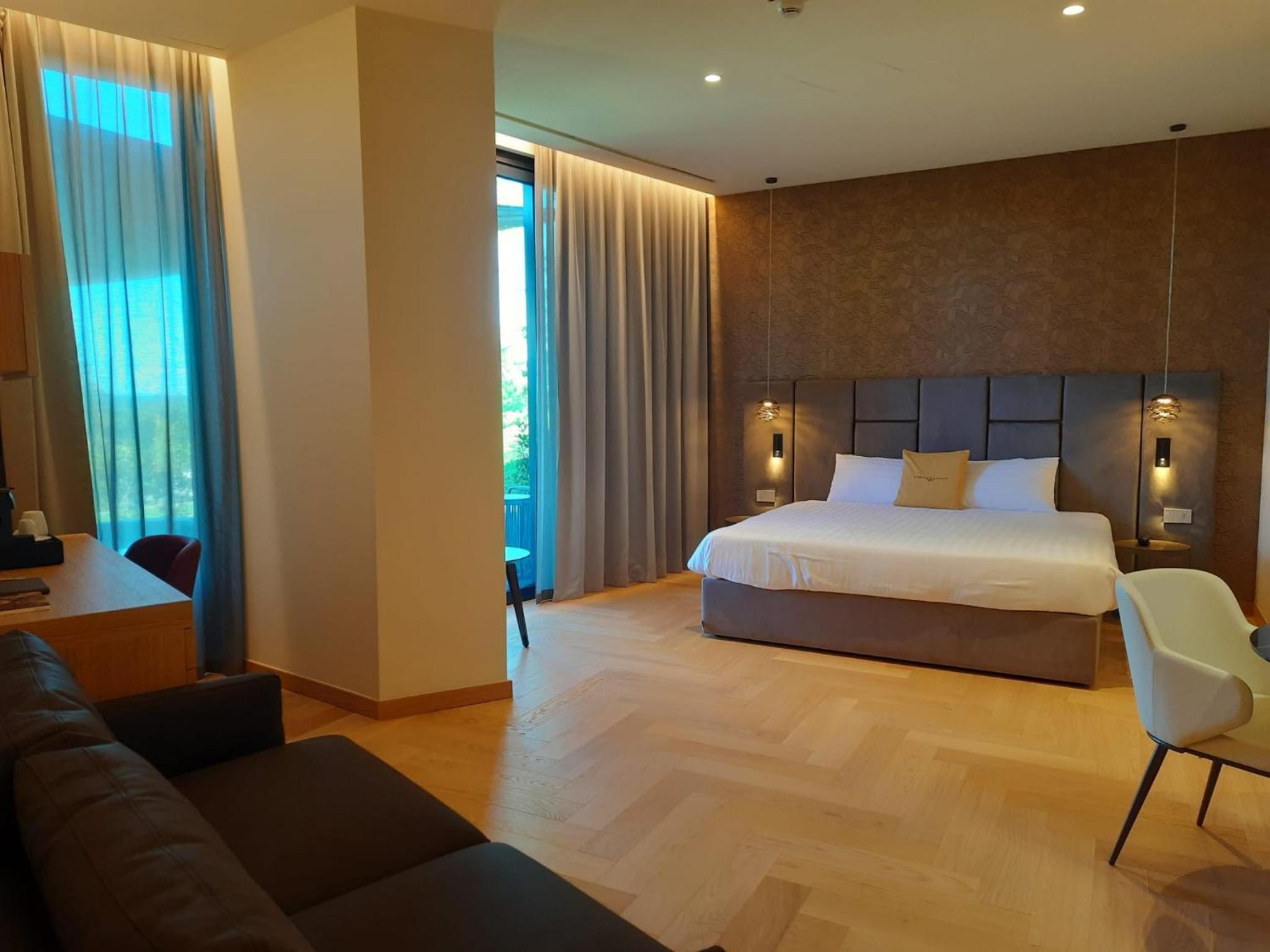 Suite with Garden View - Photo 1
