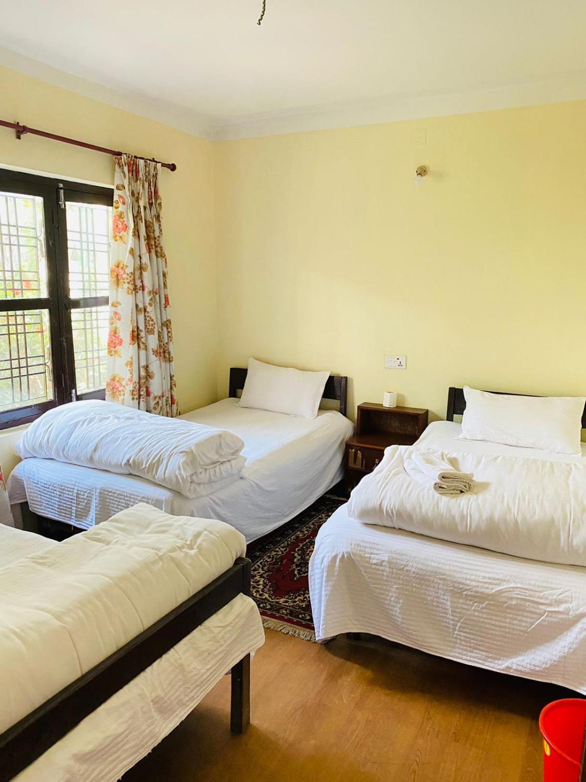 Budget Twin Room photo 3
