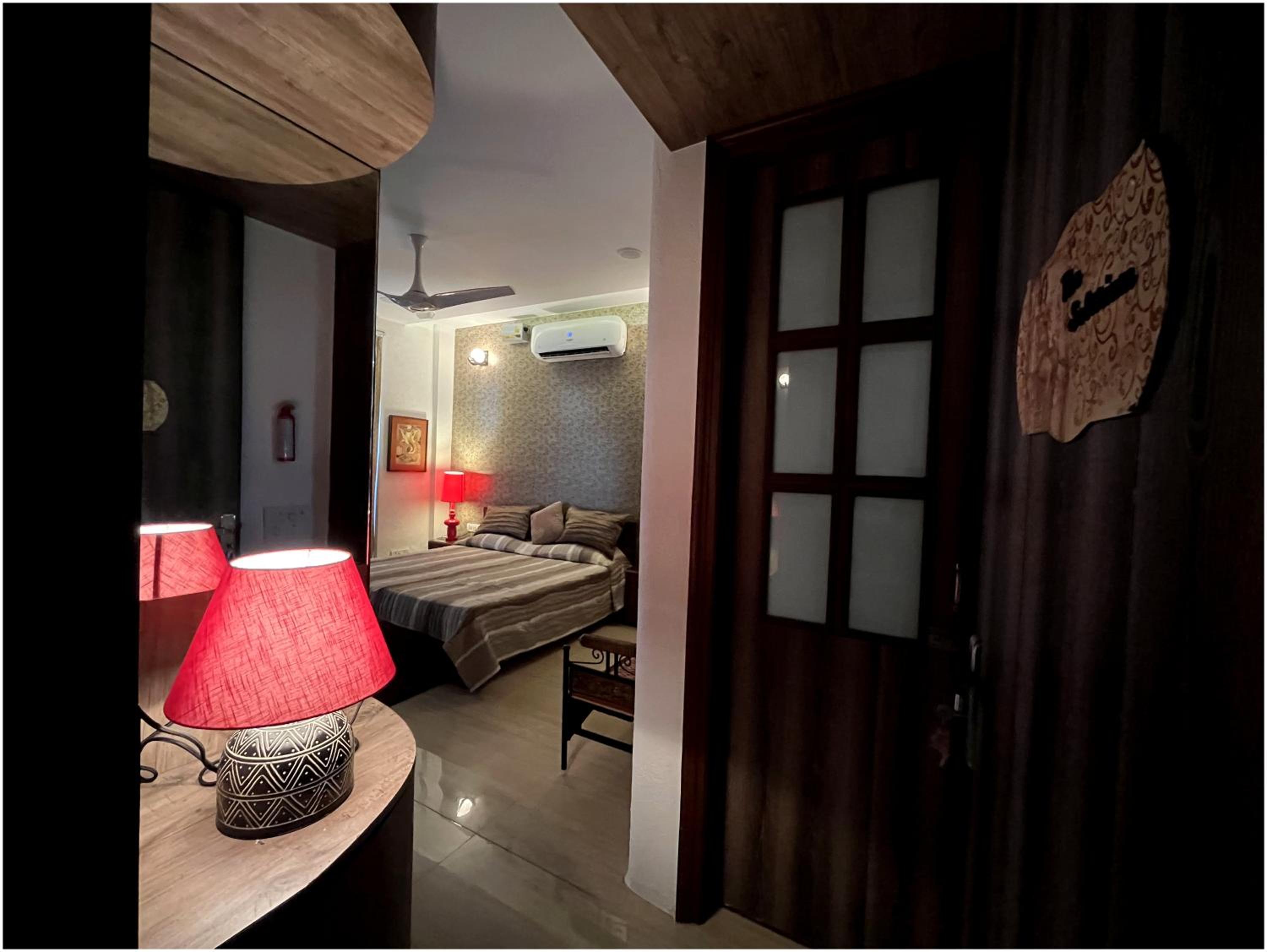 Deluxe King Room photo 1