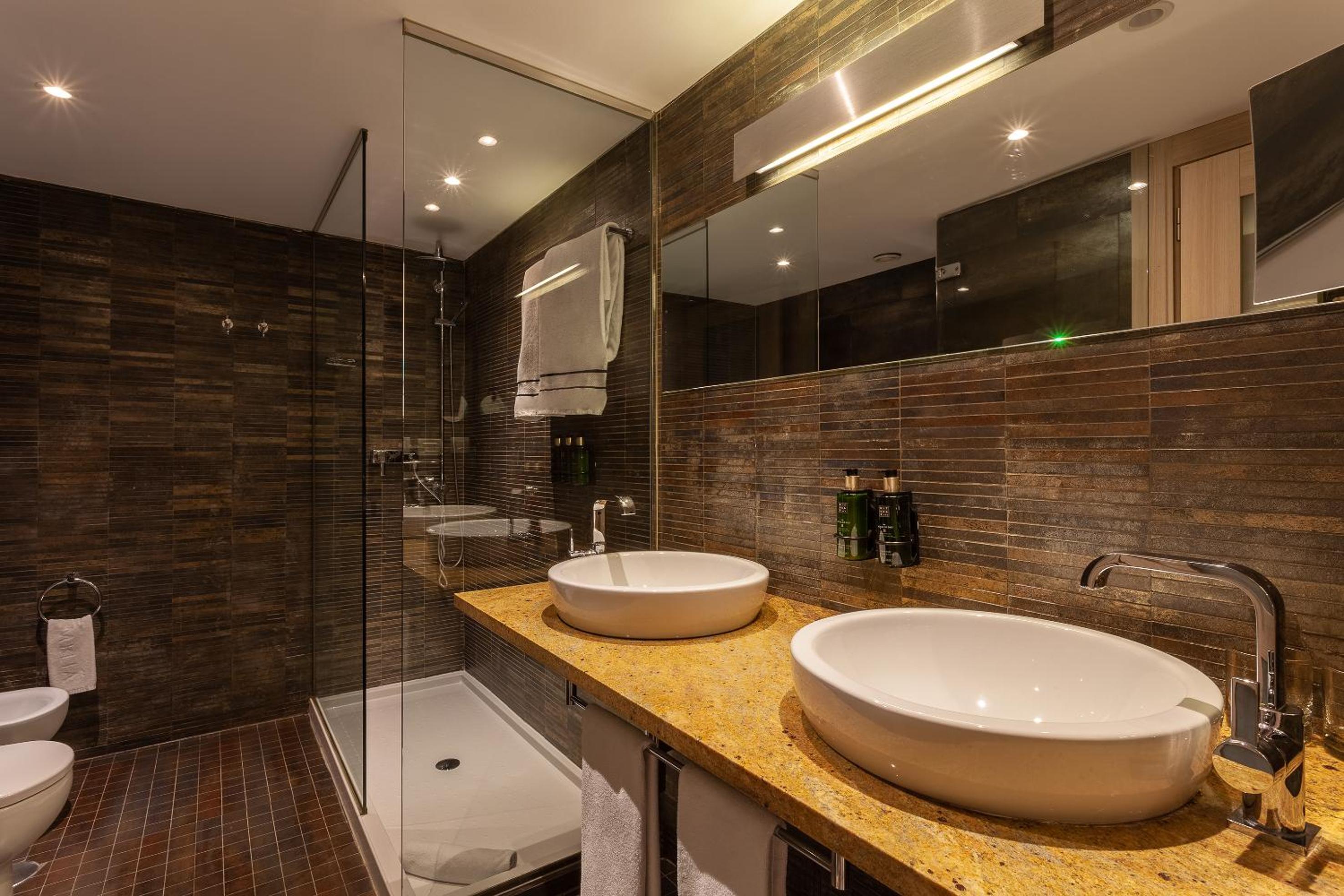Melia Room with Terrace thumbnail 5