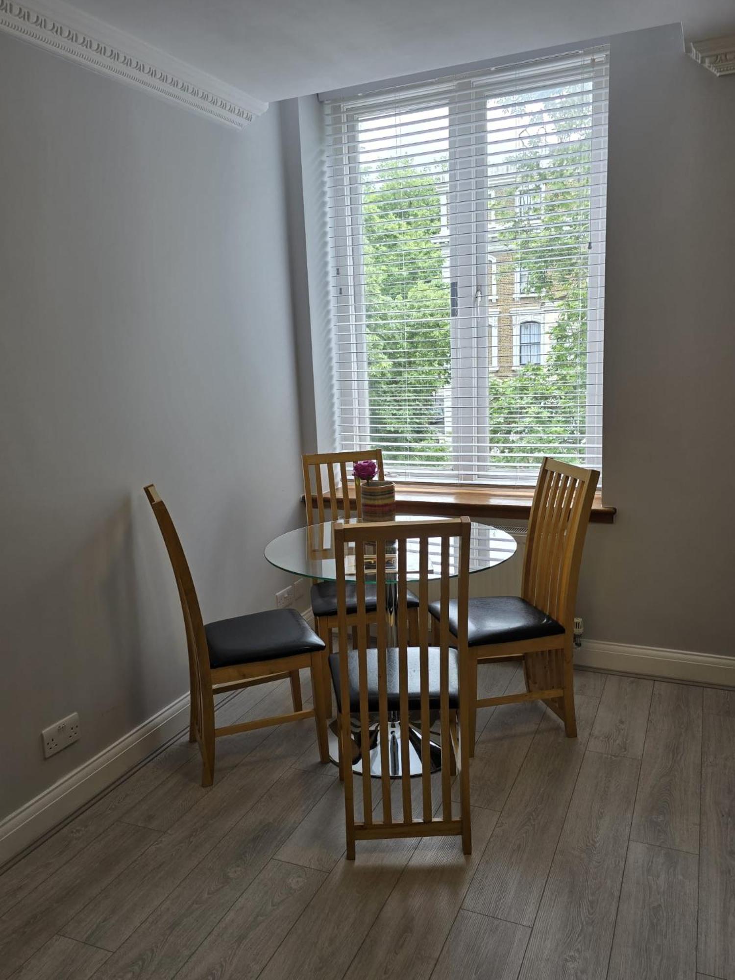 Apartment photo 3