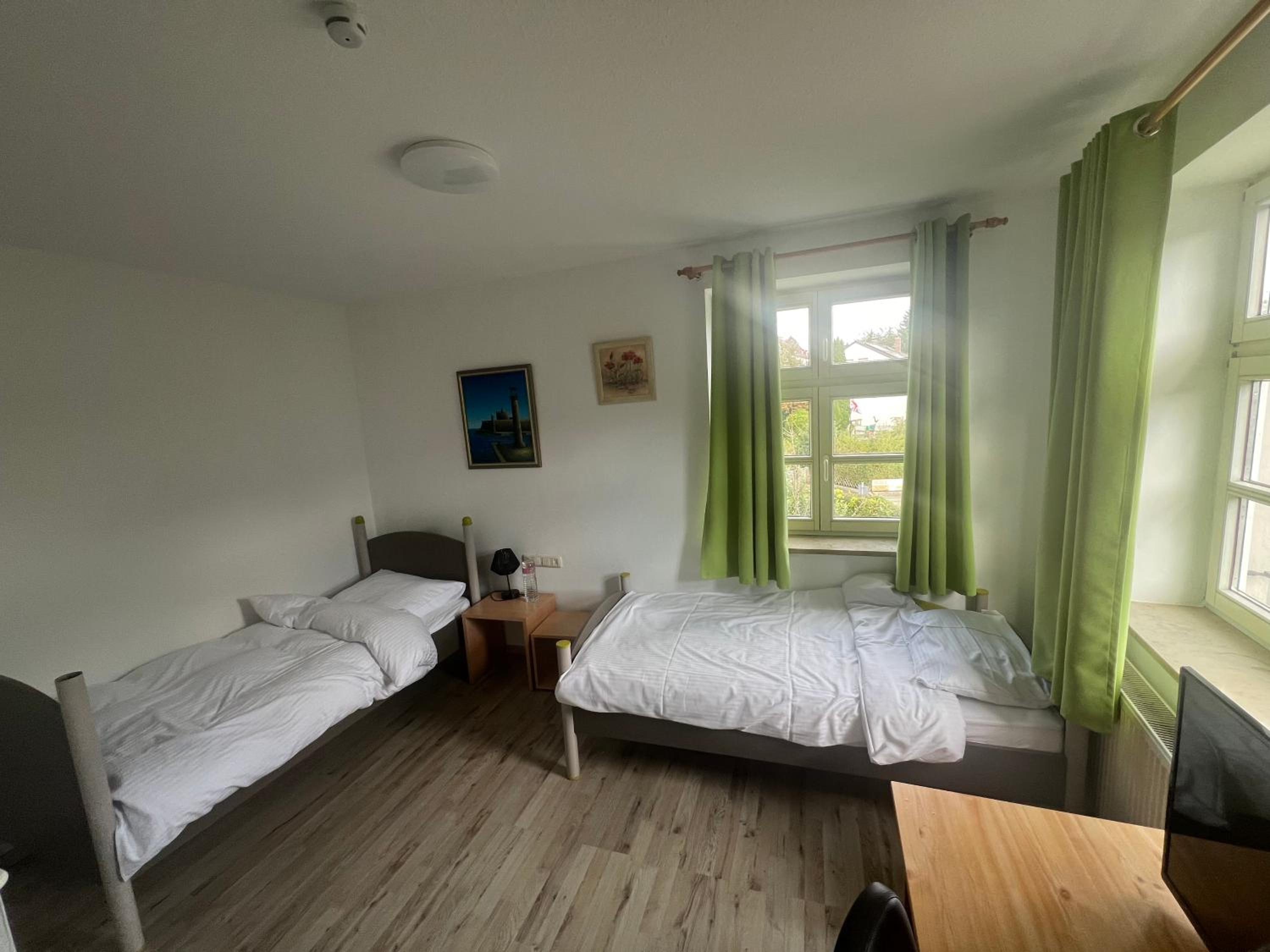 Economy Twin Room