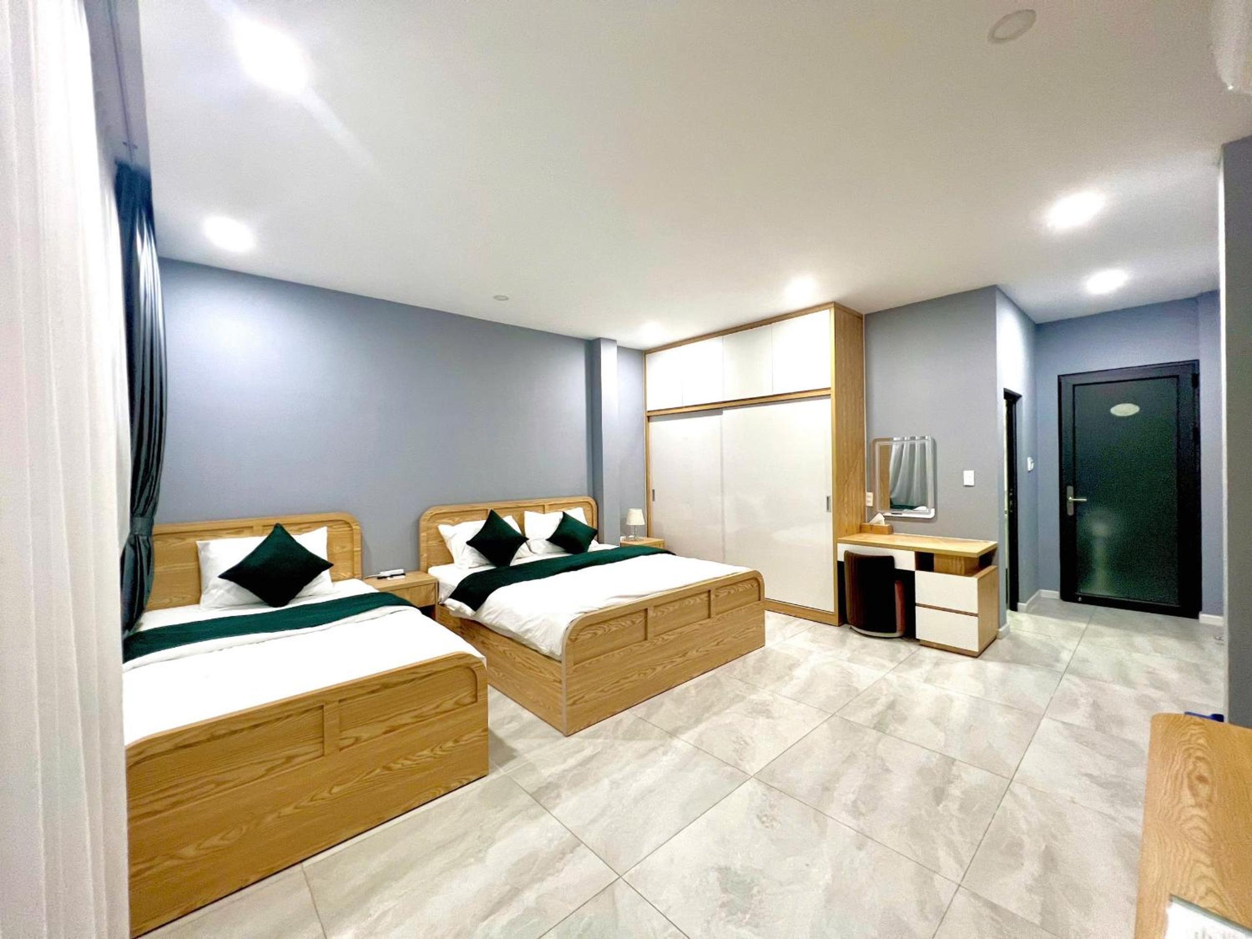 Triple Room with Balcony