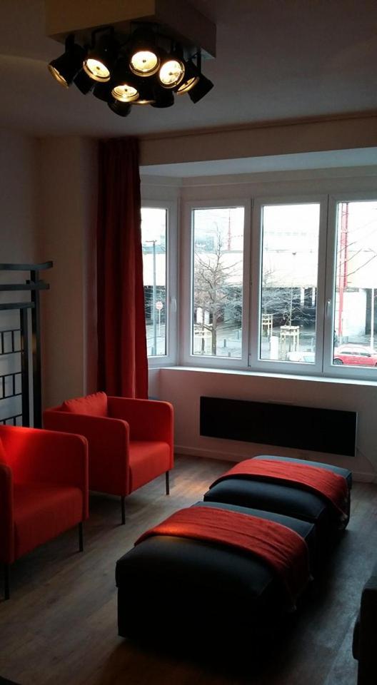 One-Bedroom Apartment - Photo 4