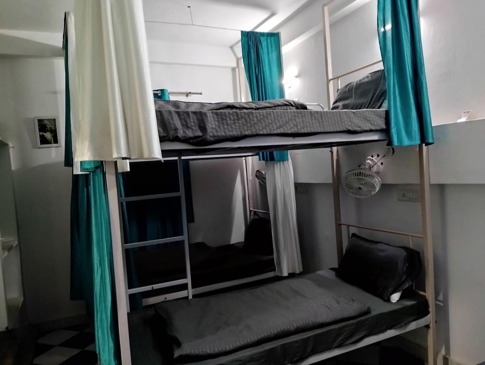 4-Bed Mixed Dormitory Room photo 1