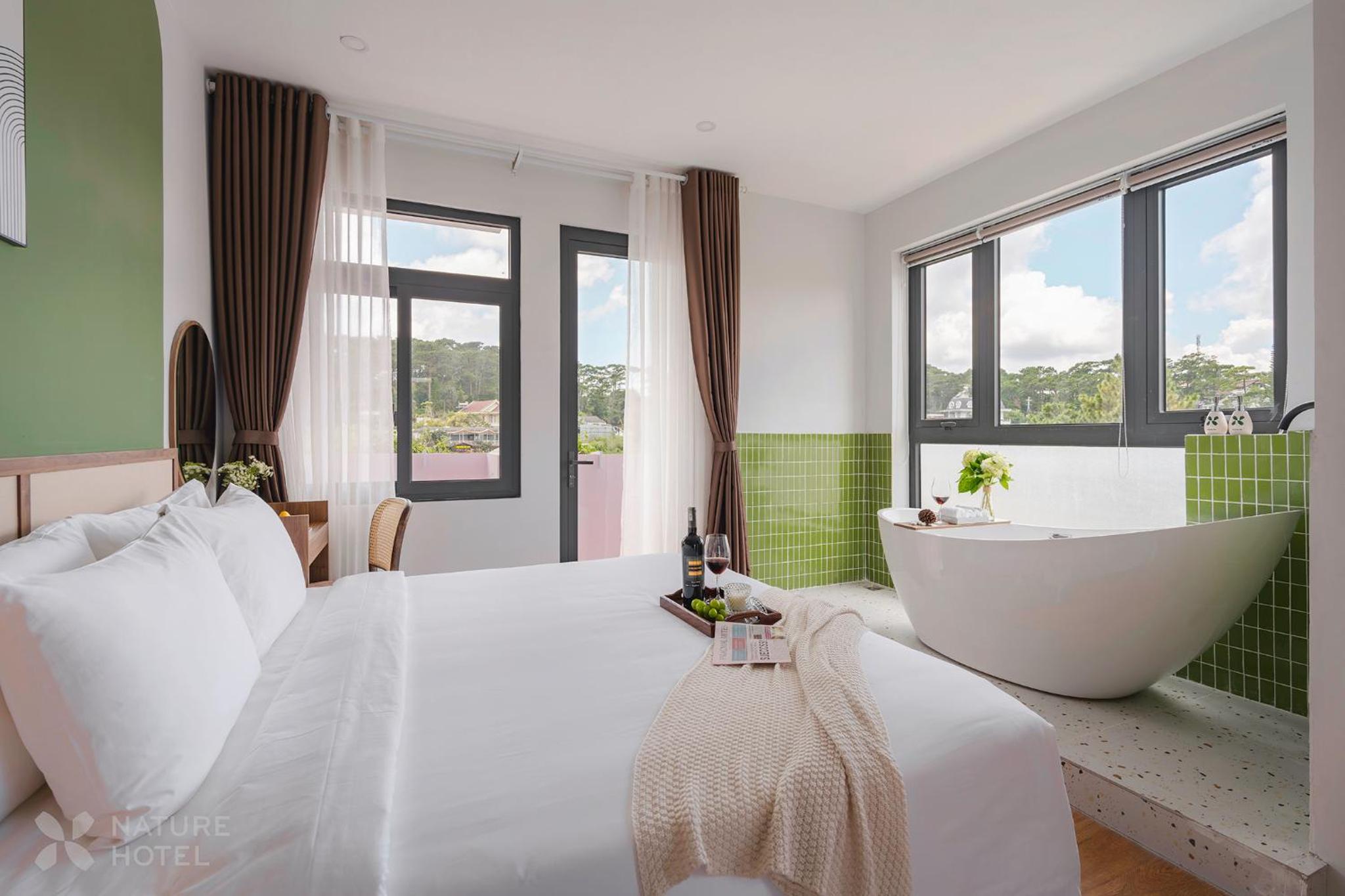 Junior Suite with Mountain View