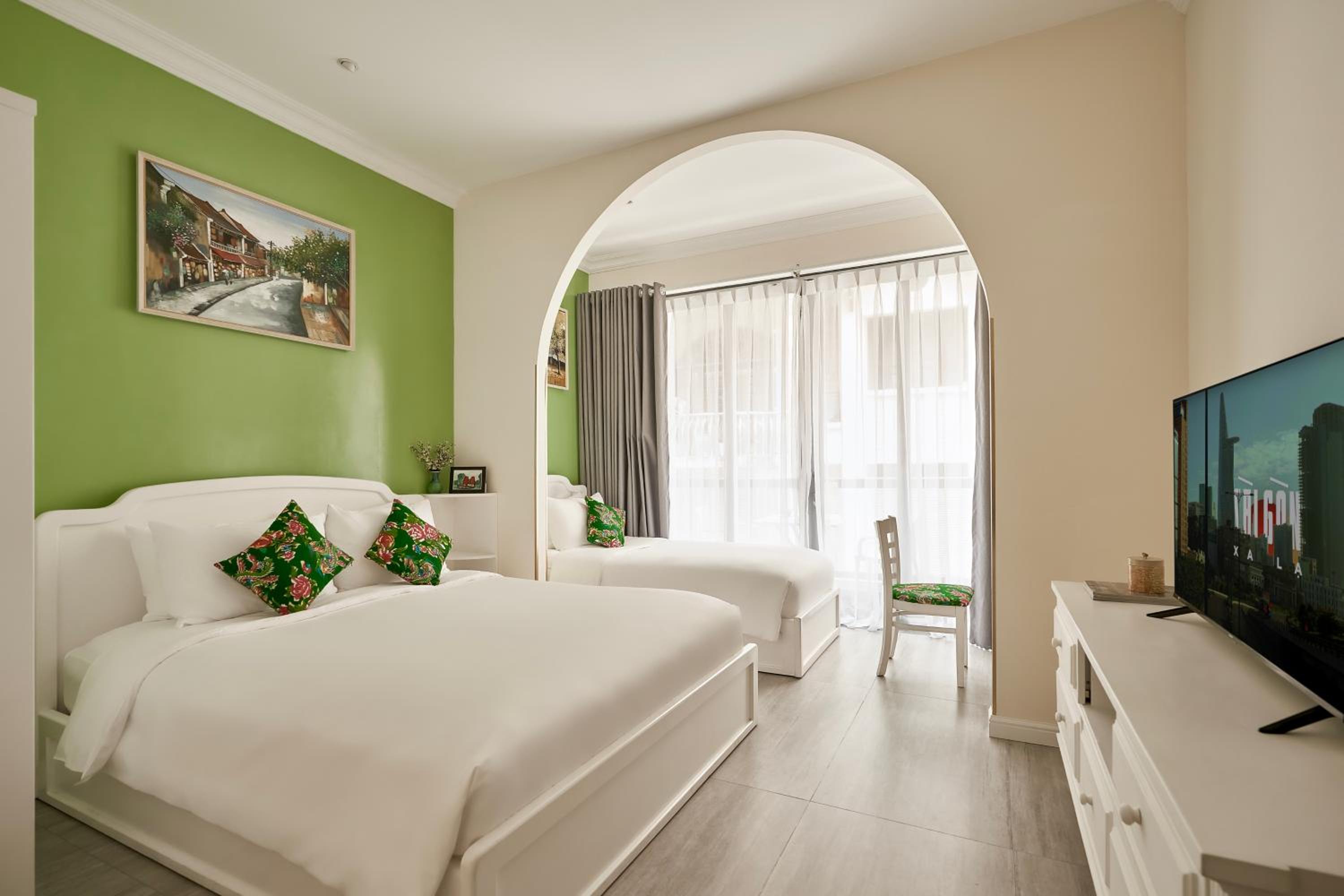 Triple Room with Balcony