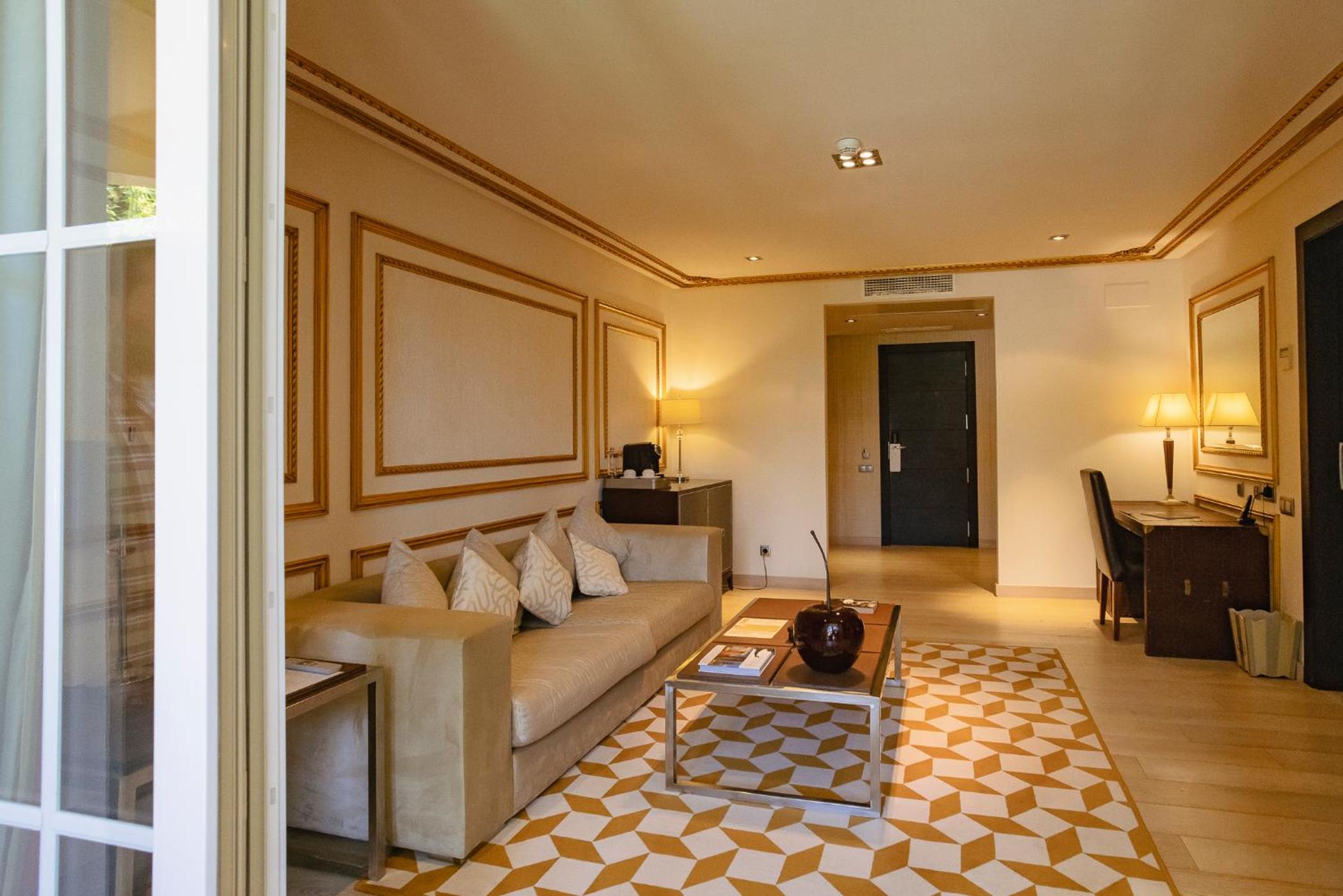 Suite con vista al jardín