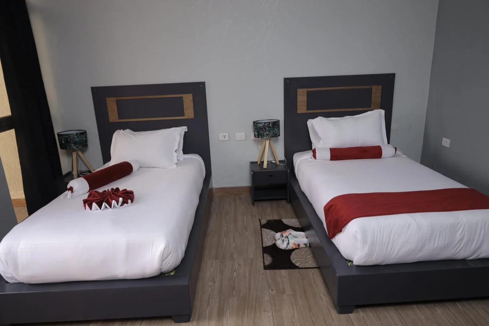 Twin Room With City View photo 3