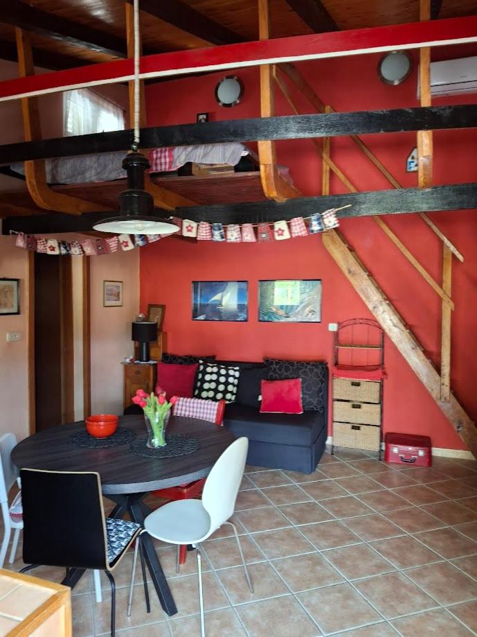 Studio with Patio - Detached