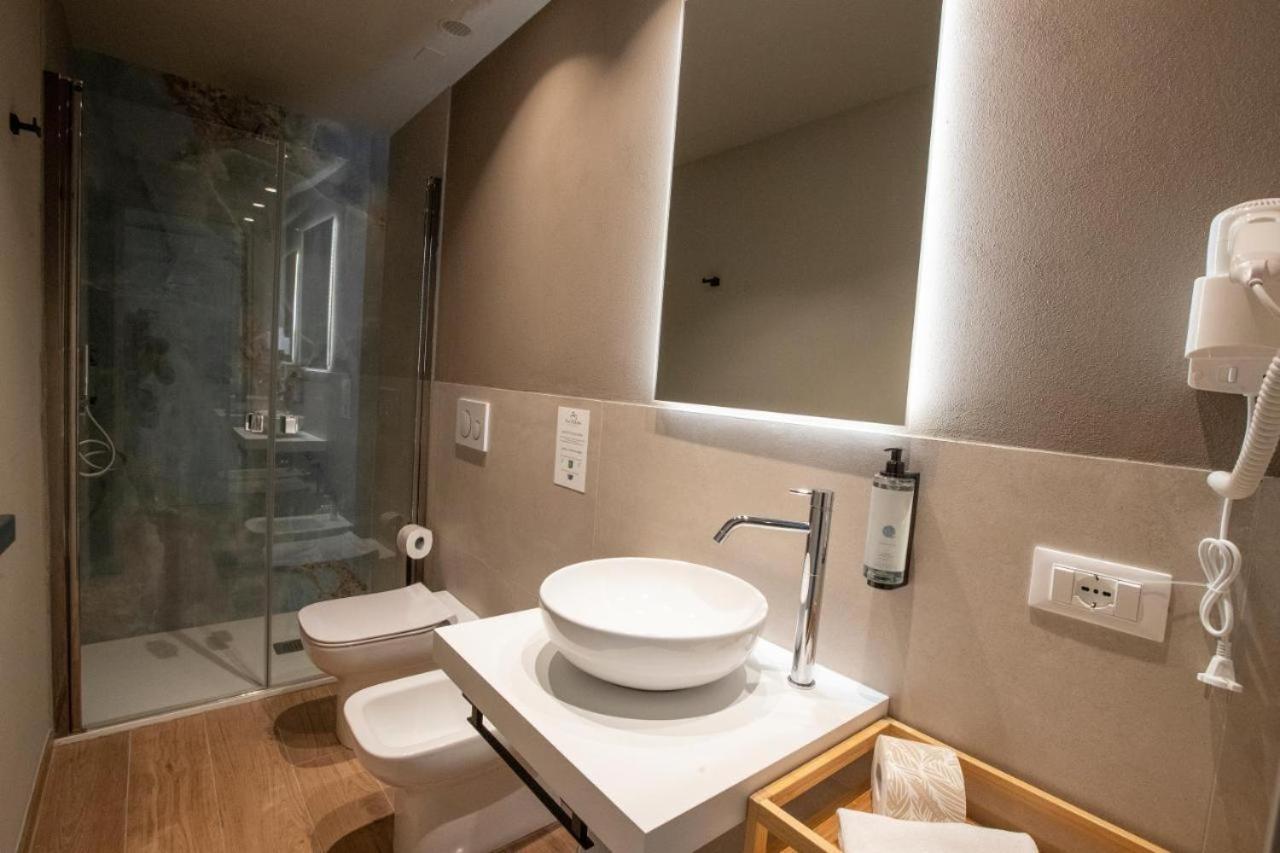 Double Room with Garden View - Photo 5